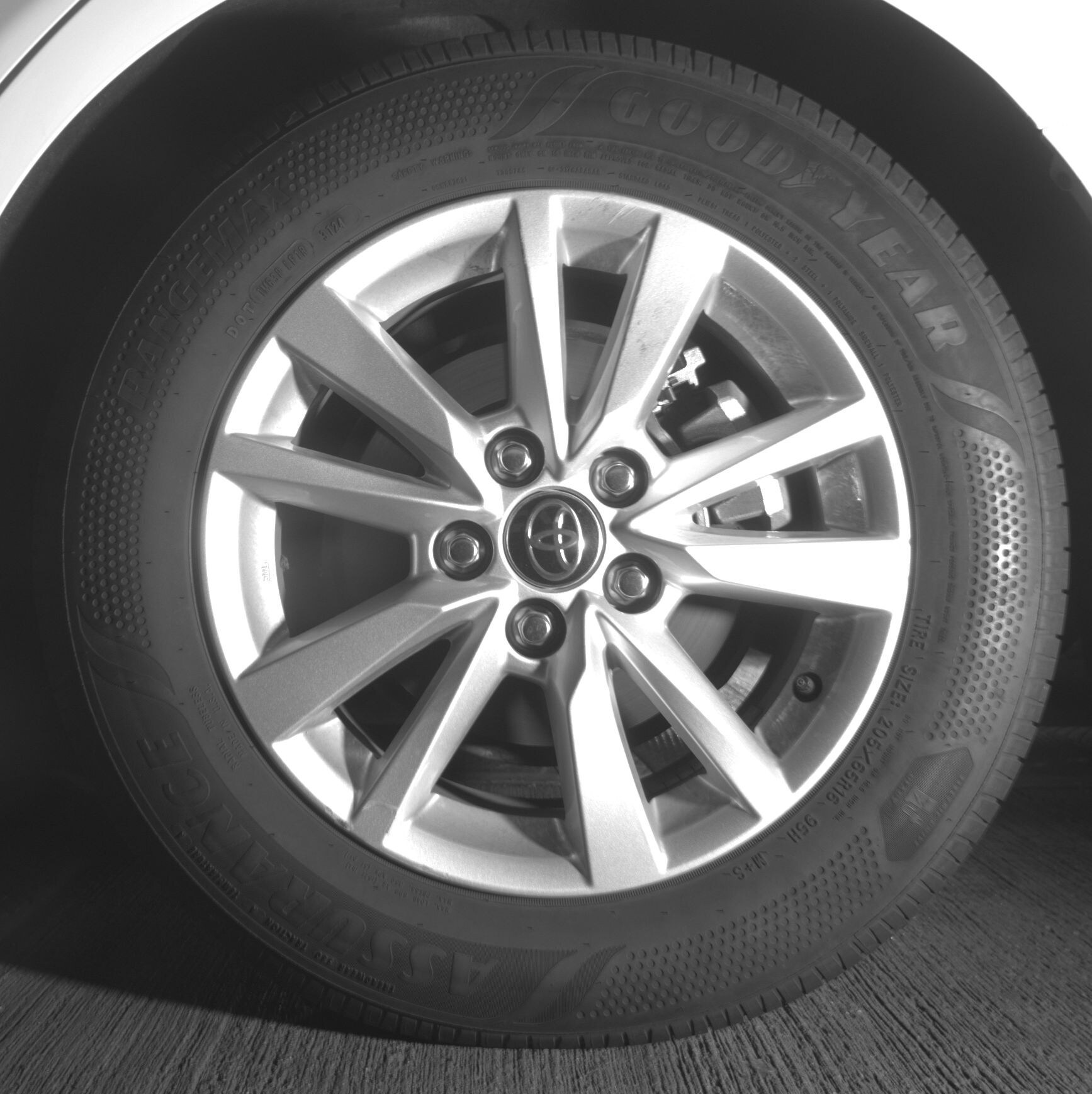 Thumbnail: 2025 Toyota Camry - 11