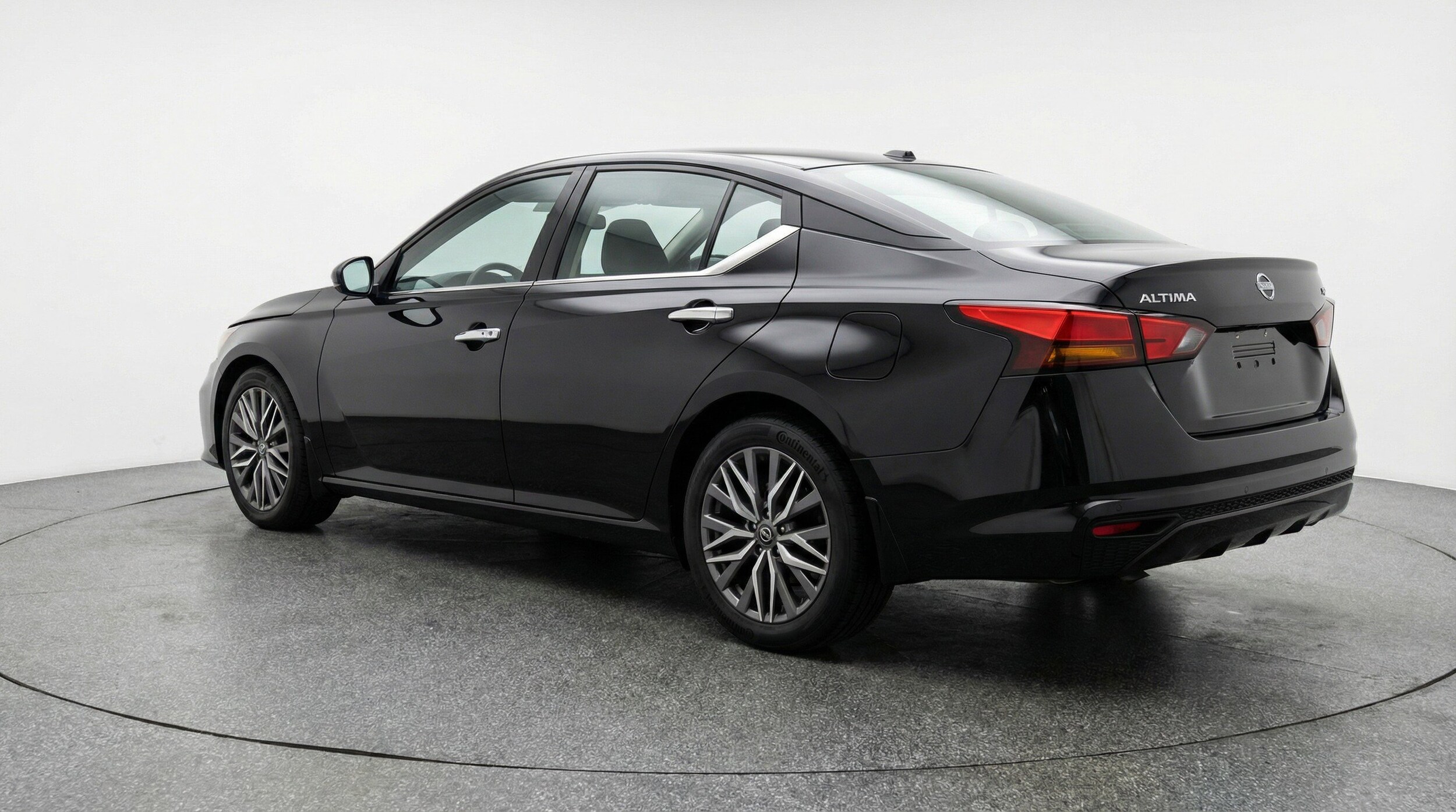 Thumbnail: 2025 Nissan Altima - 6