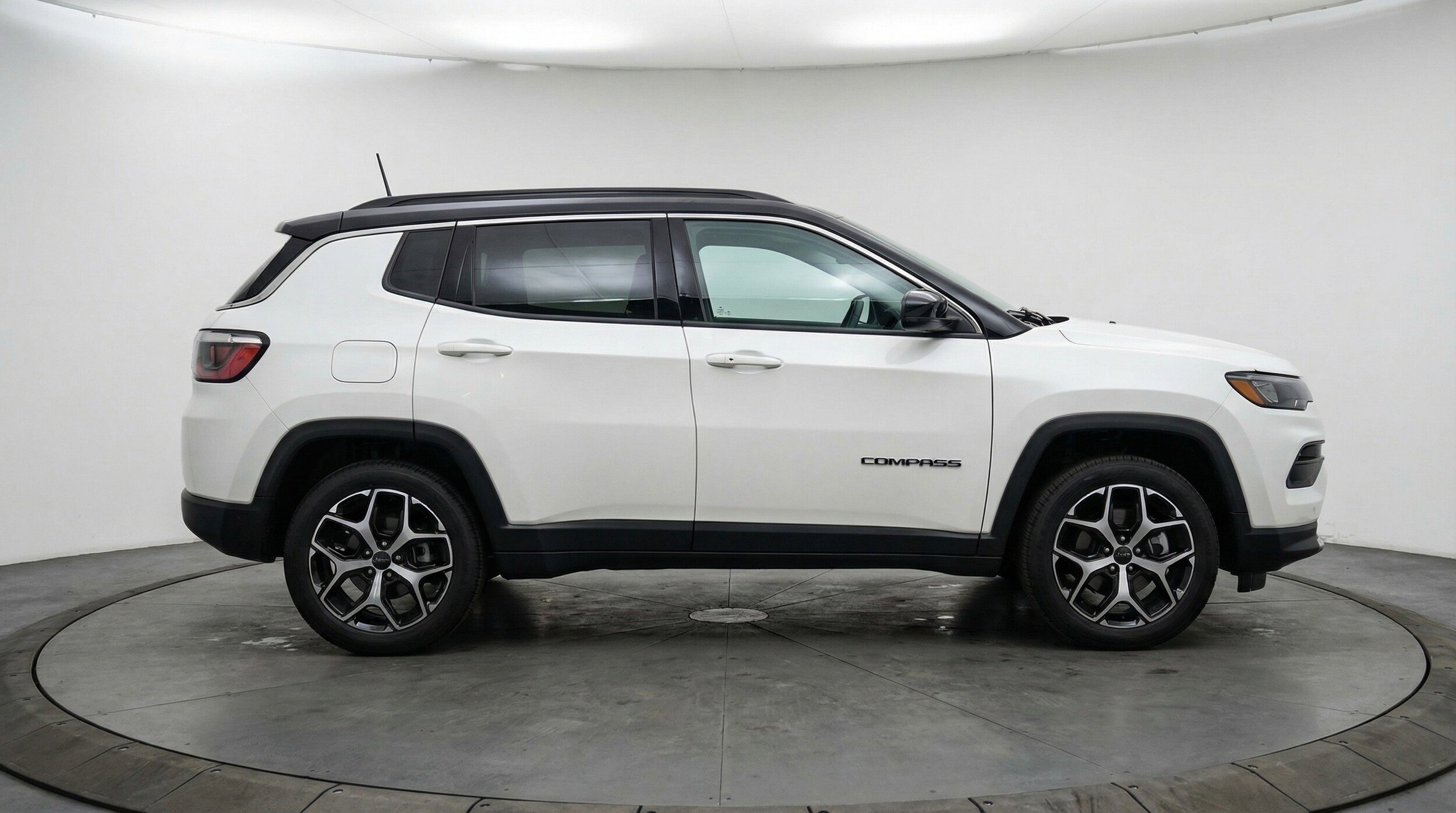 Thumbnail: 2025 Jeep Compass - 11