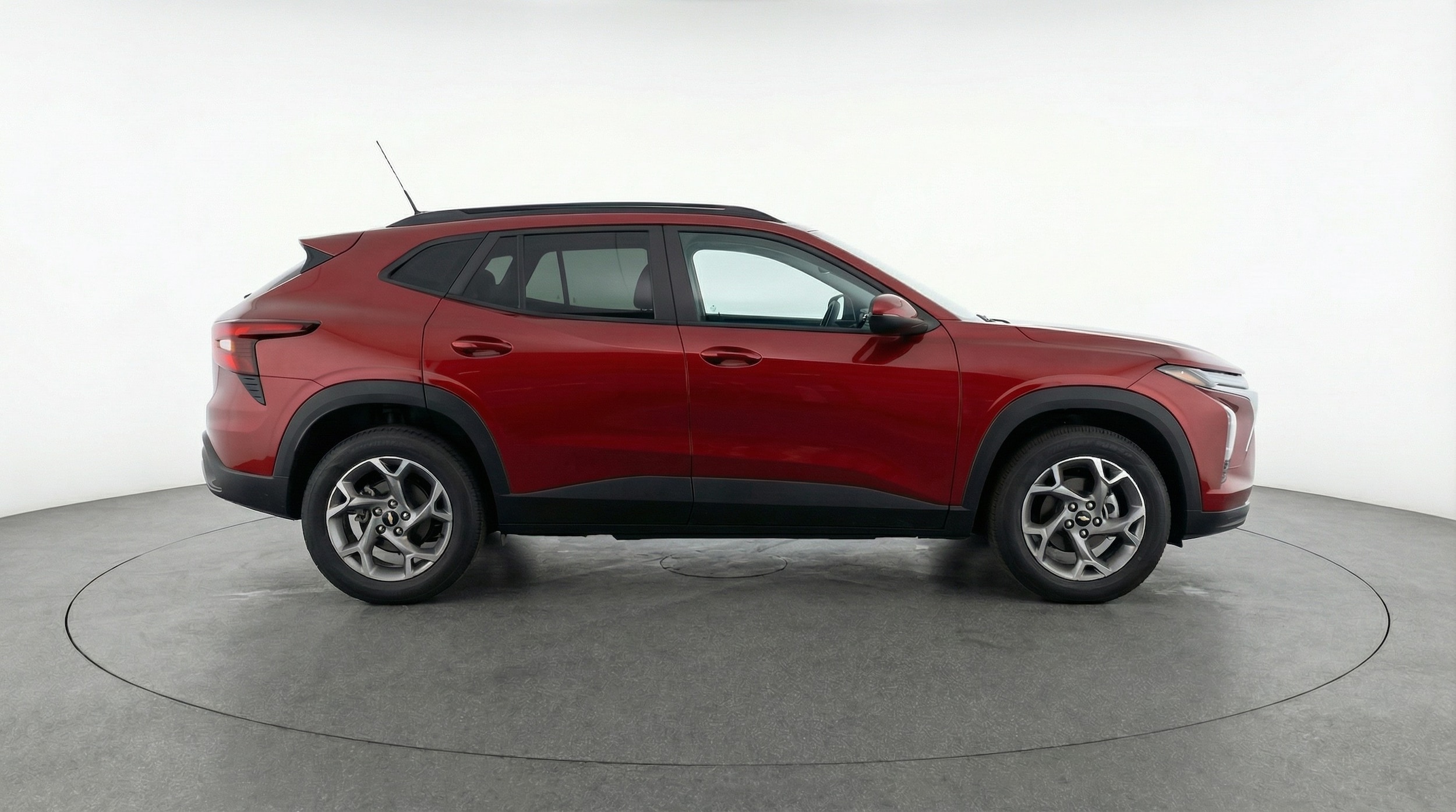 Thumbnail: 2025 Chevrolet Trax - 8
