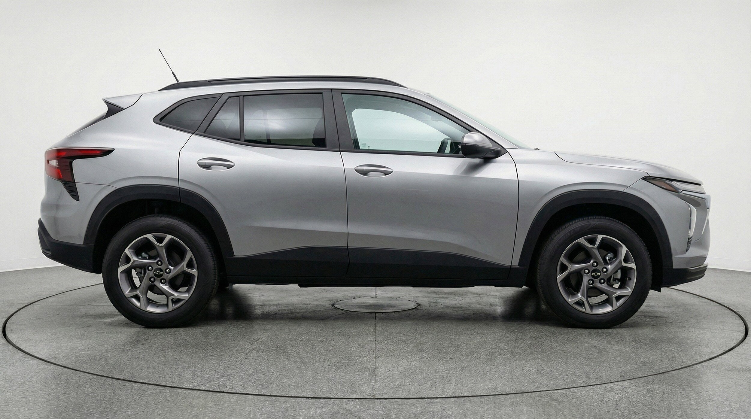 Thumbnail: 2025 Chevrolet Trax - 11