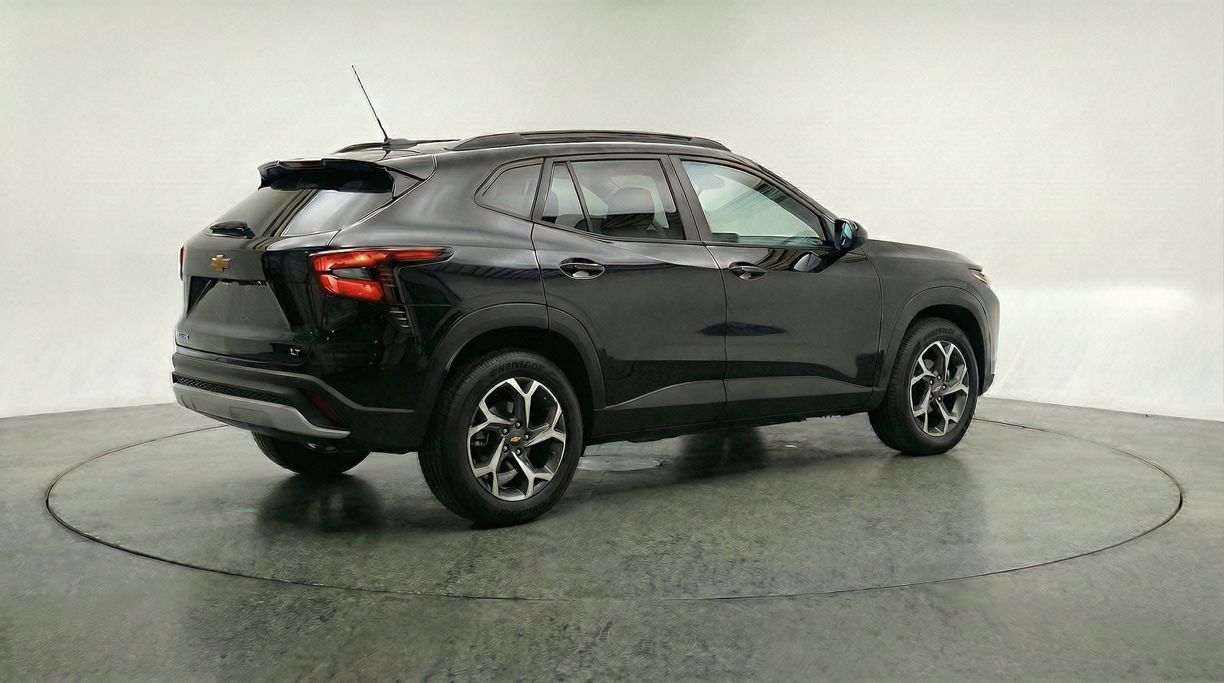 Thumbnail: 2025 Chevrolet Trax - 9