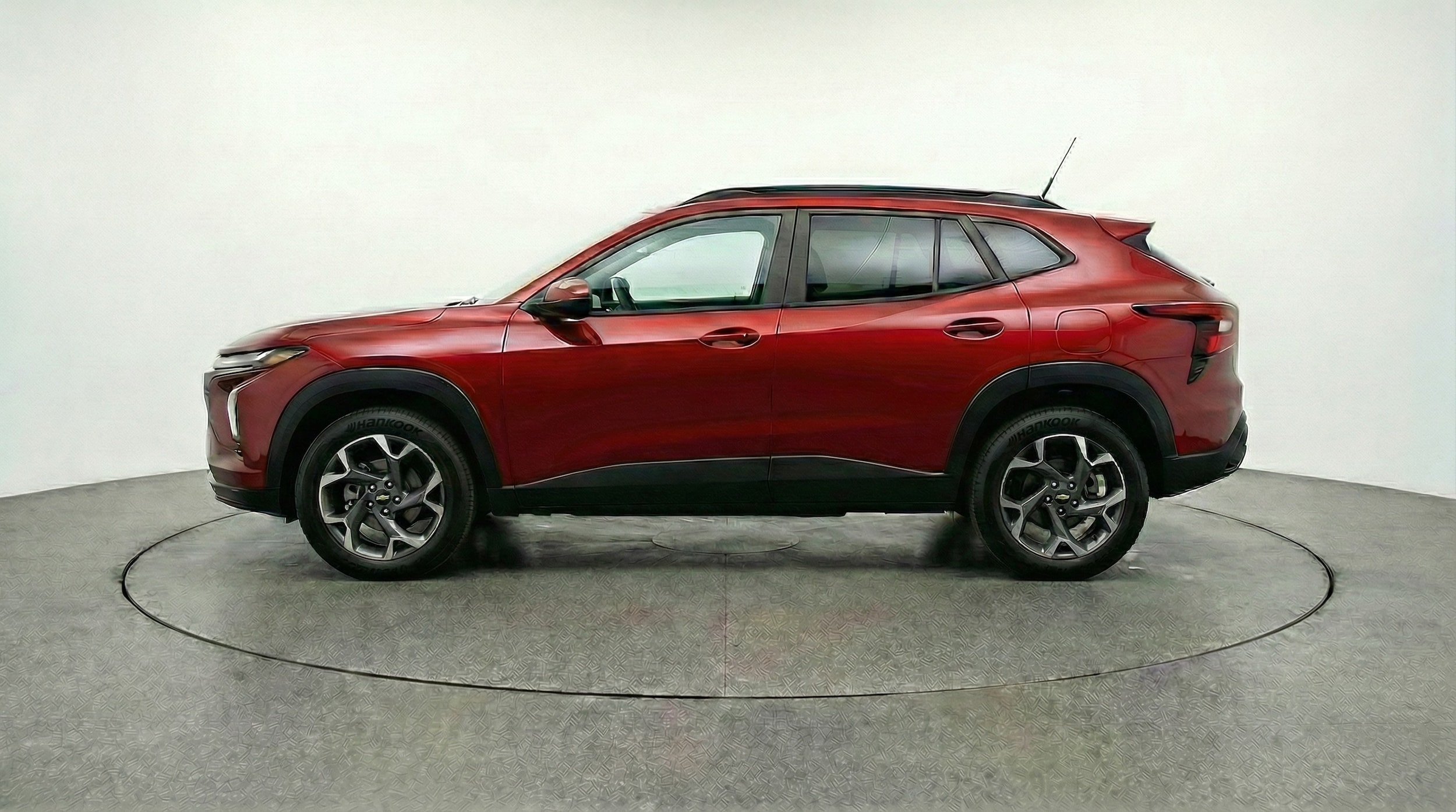 Thumbnail: 2025 Chevrolet Trax - 4