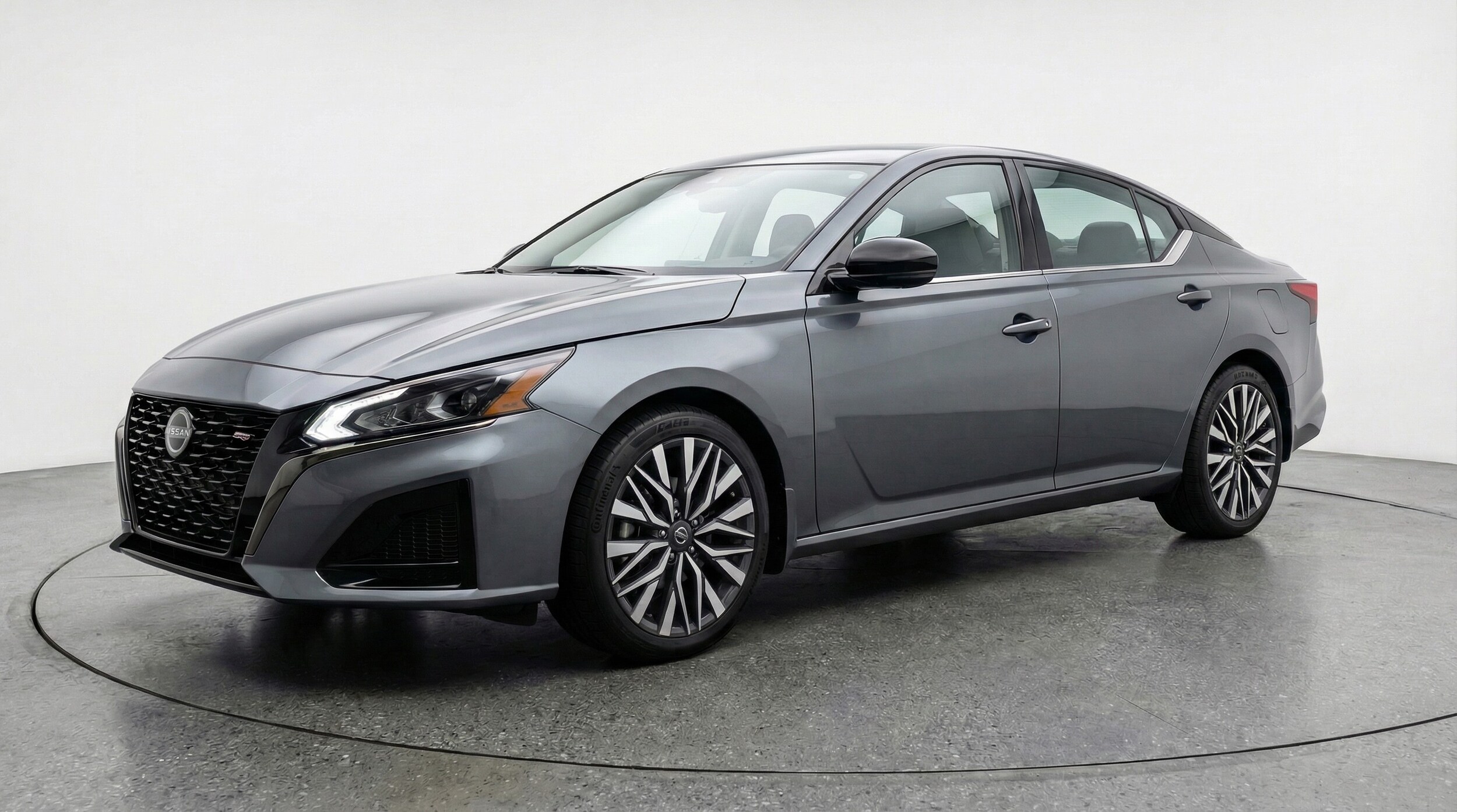 Thumbnail: 2025 Nissan Altima - 3