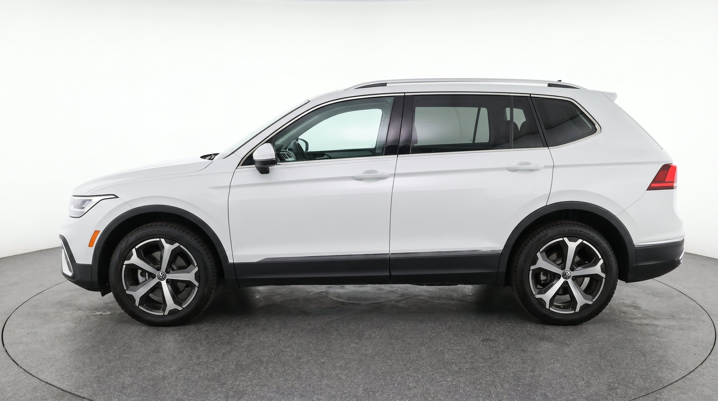 Thumbnail: 2026 Volkswagen Tiguan - 5