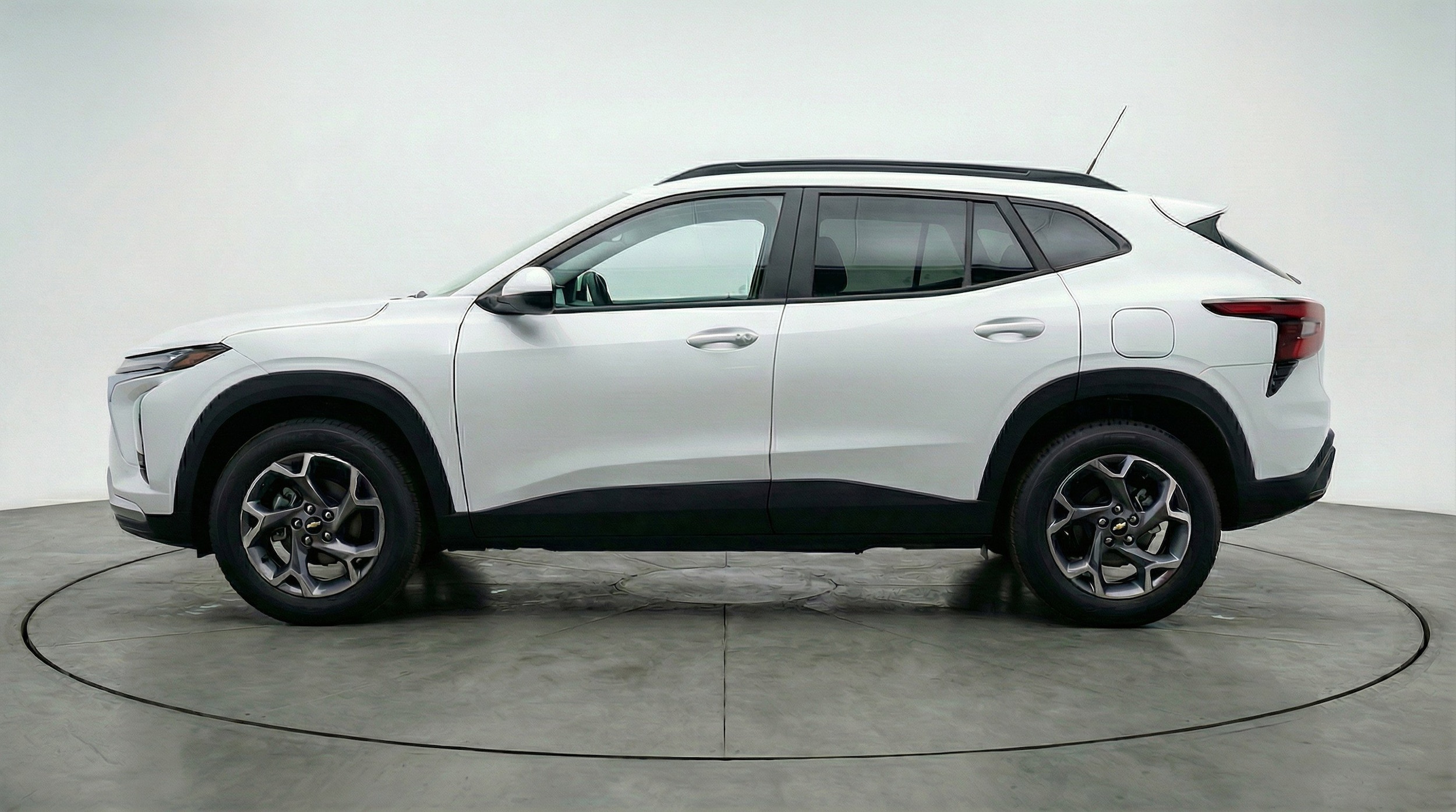 Thumbnail: 2025 Chevrolet Trax - 5