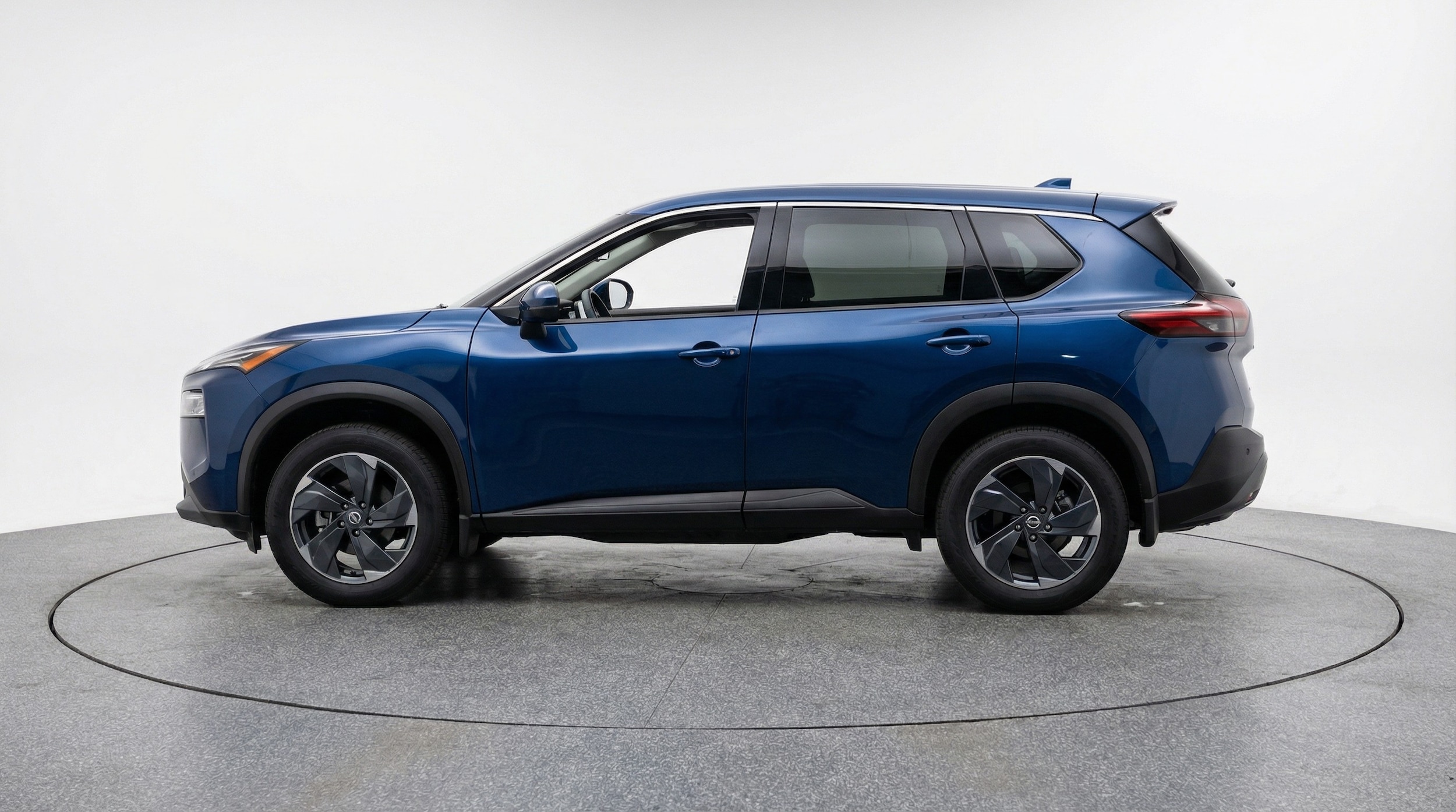 Thumbnail: 2025 Nissan Rogue - 4