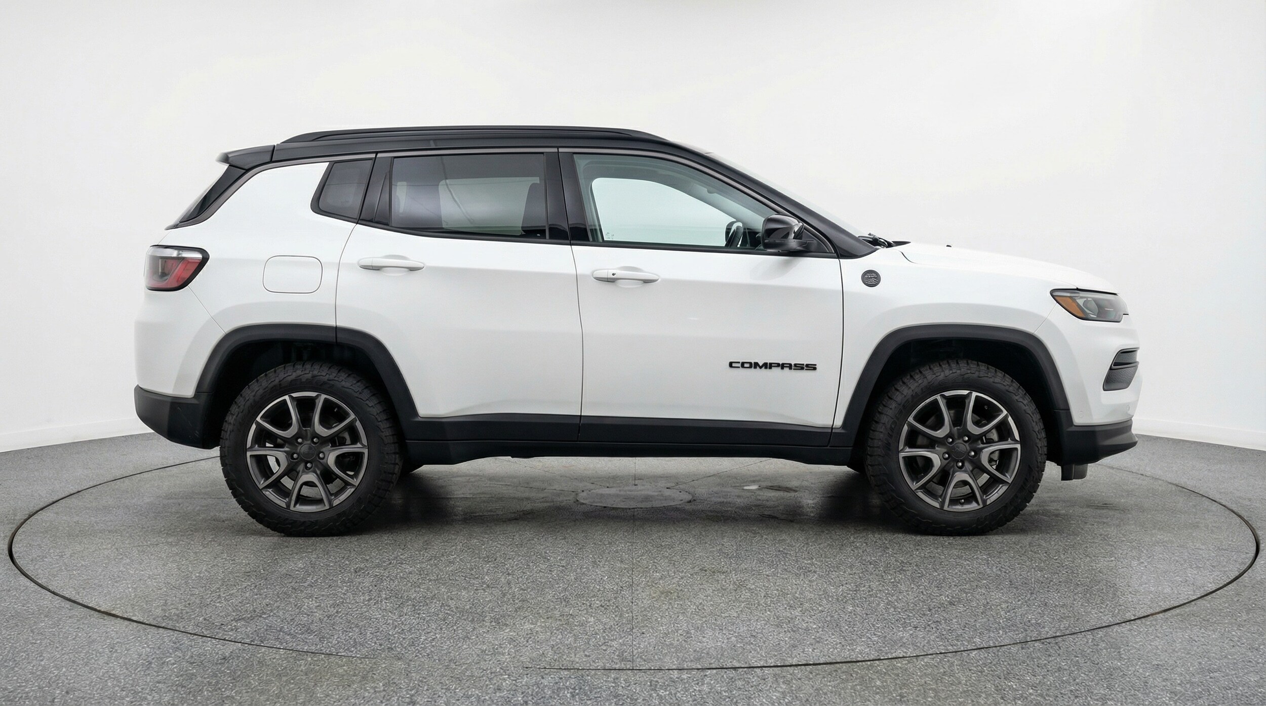 Thumbnail: 2025 Jeep Compass - 8