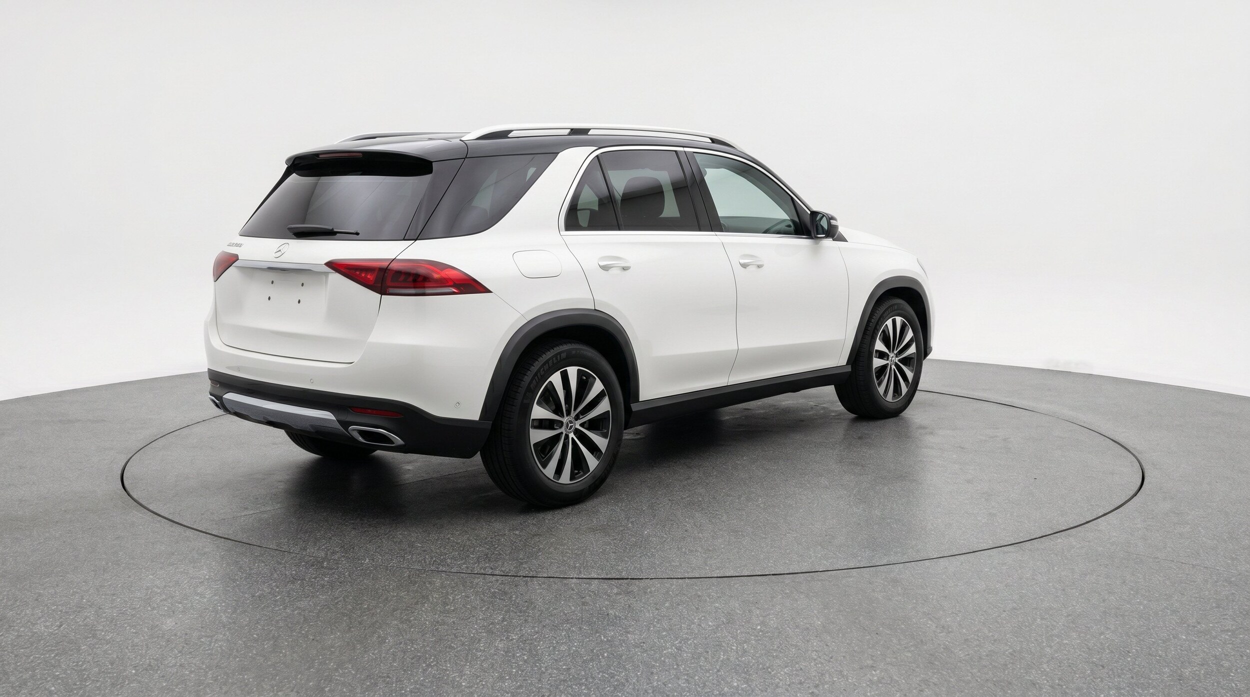 Thumbnail: 2026 Mercedes-Benz GLE - 9