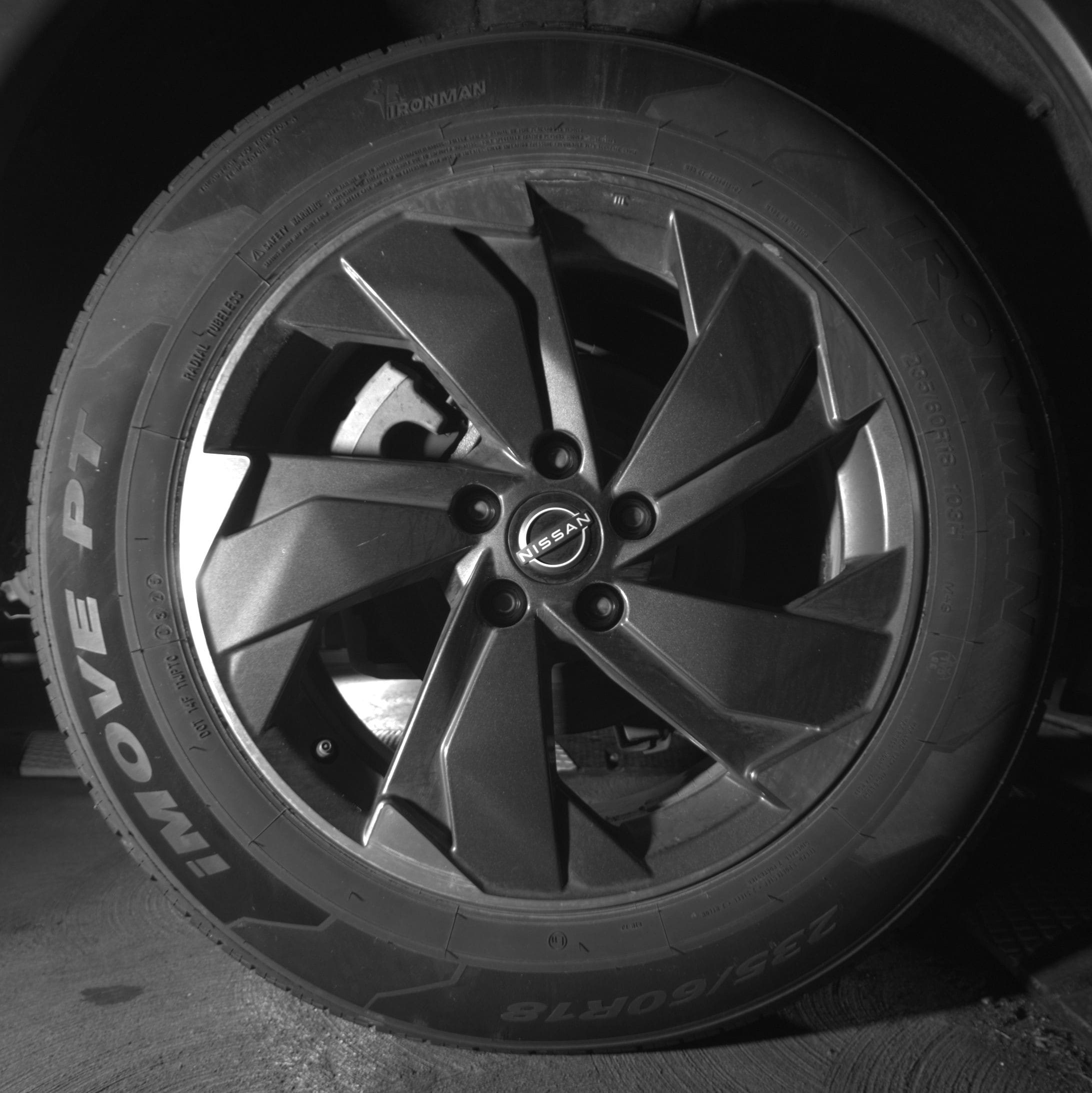 Thumbnail: 2025 Nissan Rogue - 12