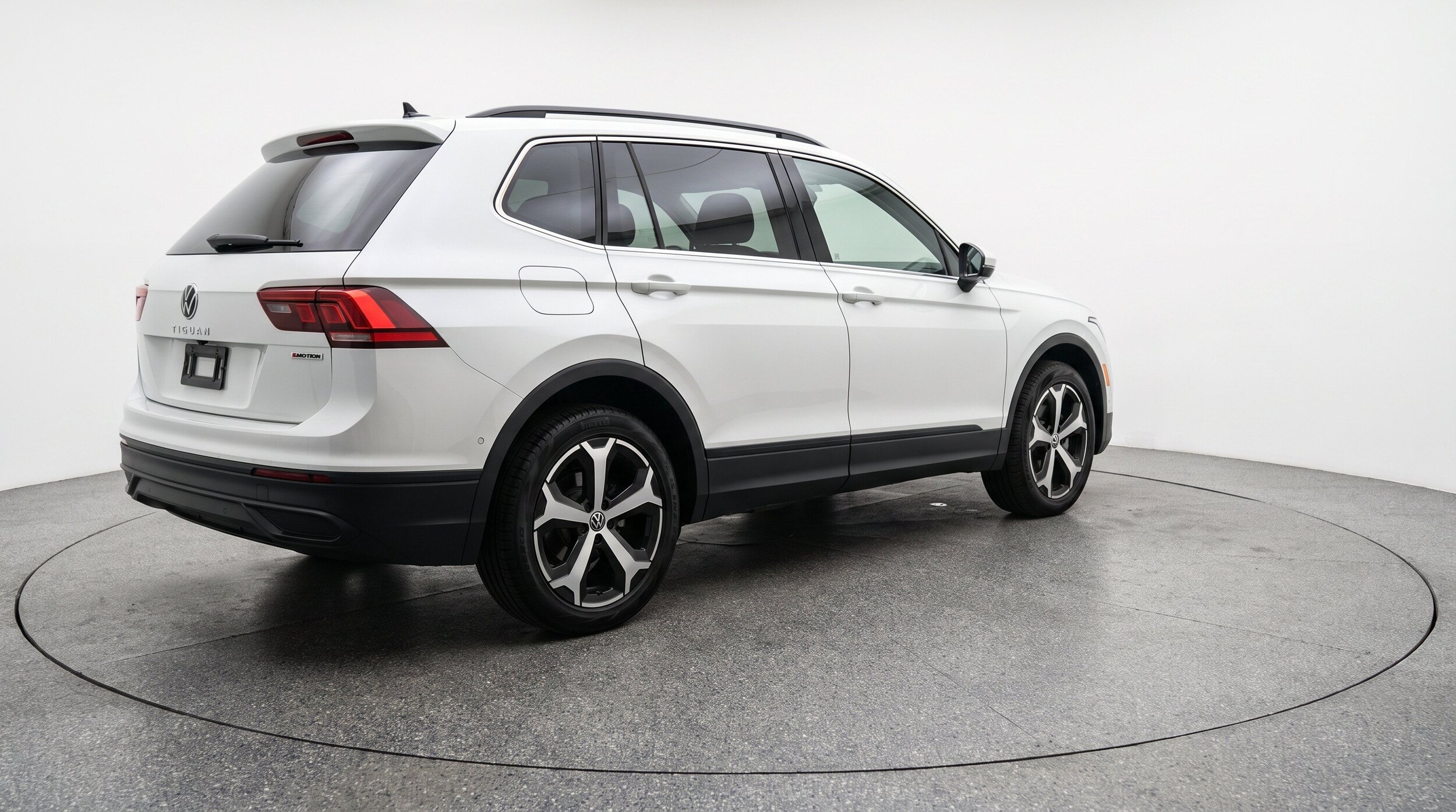 Thumbnail: 2026 Volkswagen Tiguan - 9
