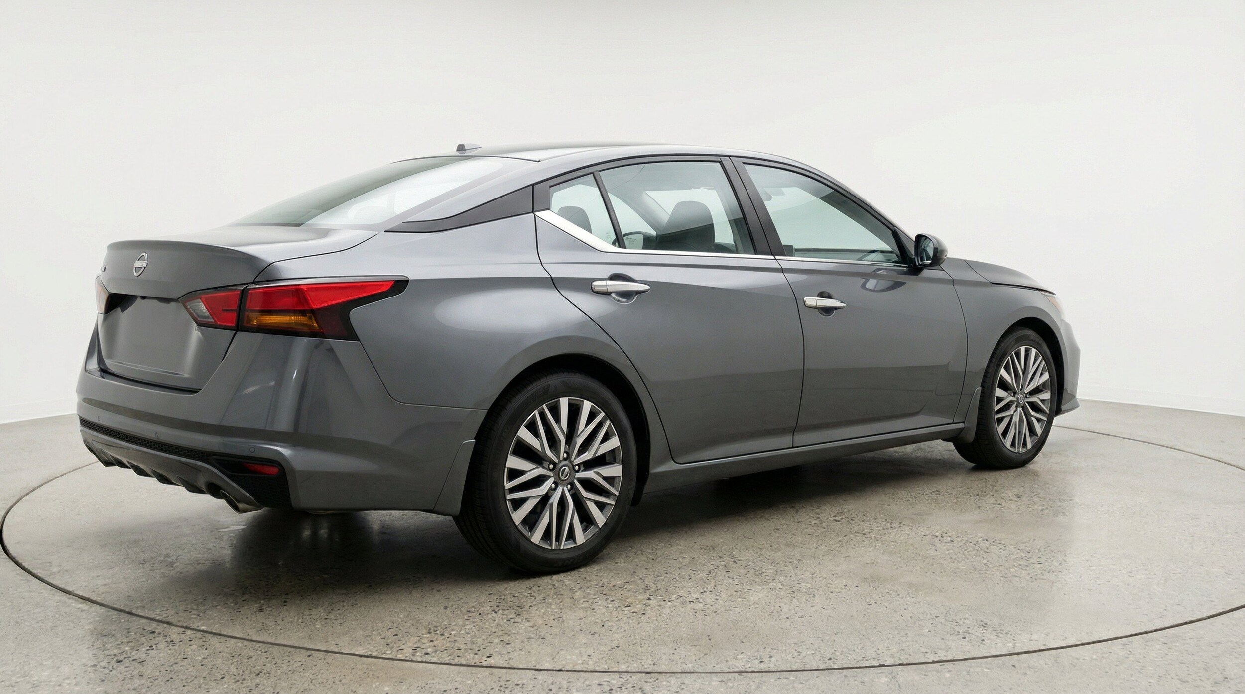 Thumbnail: 2025 Nissan Altima - 9