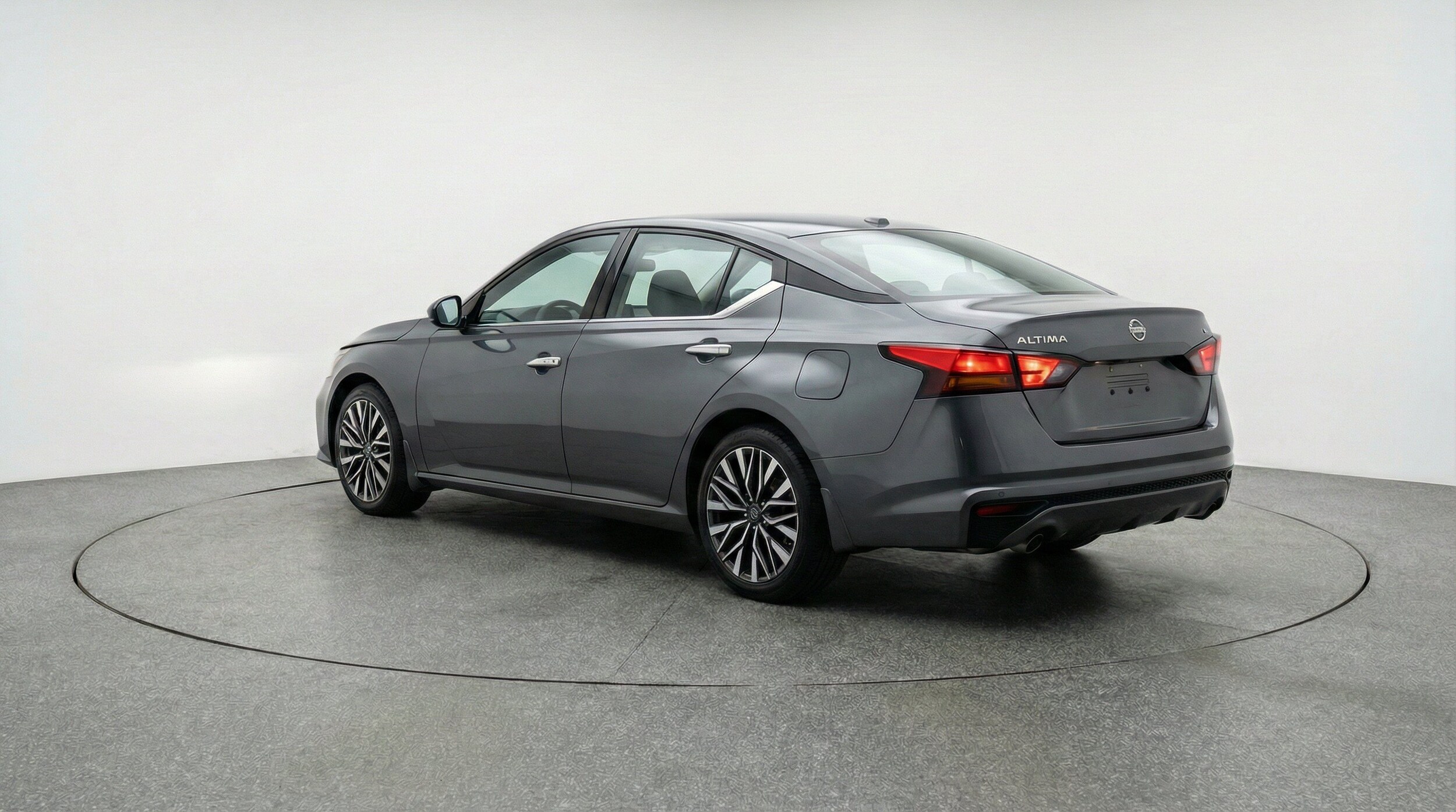 Thumbnail: 2025 Nissan Altima - 6