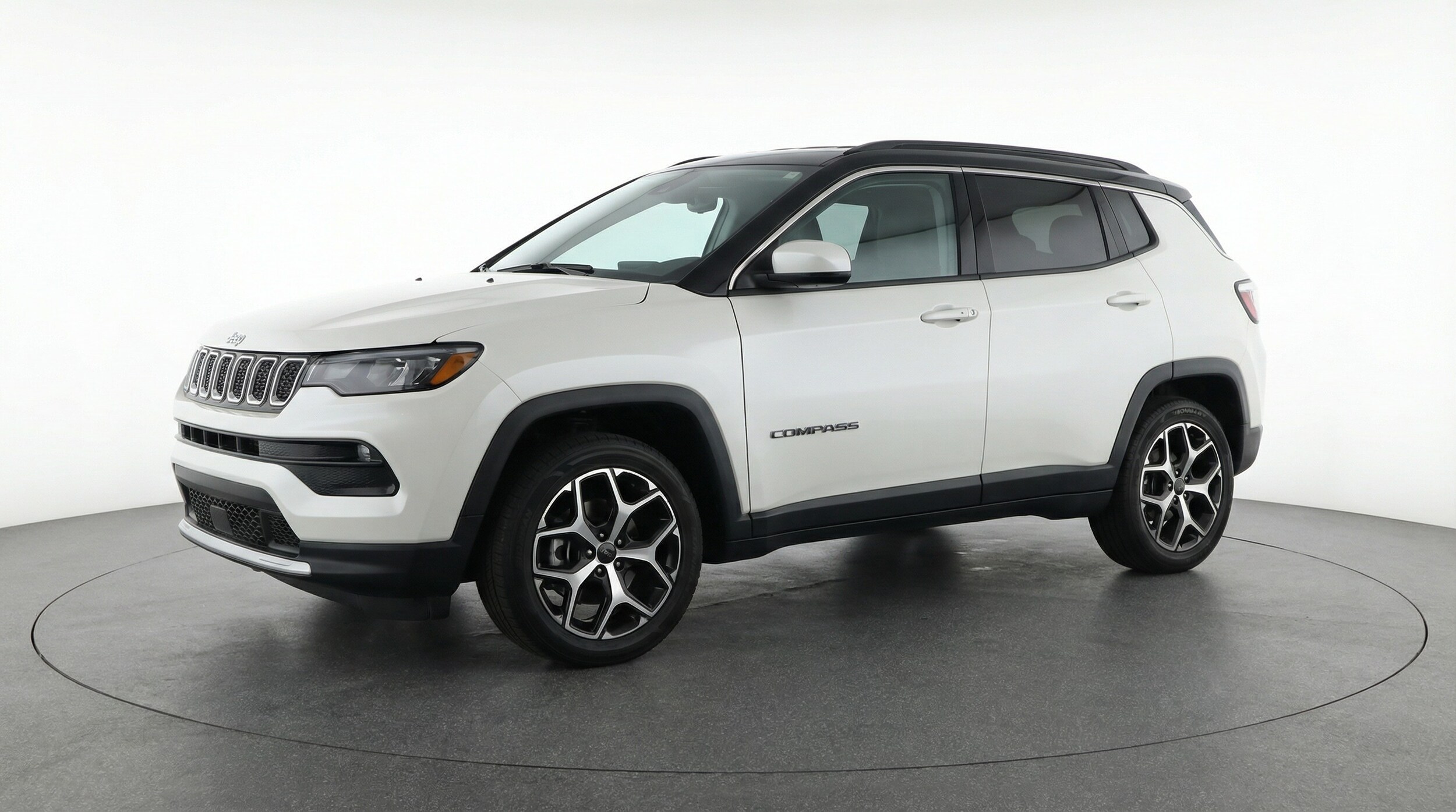 Thumbnail: 2025 Jeep Compass - 3