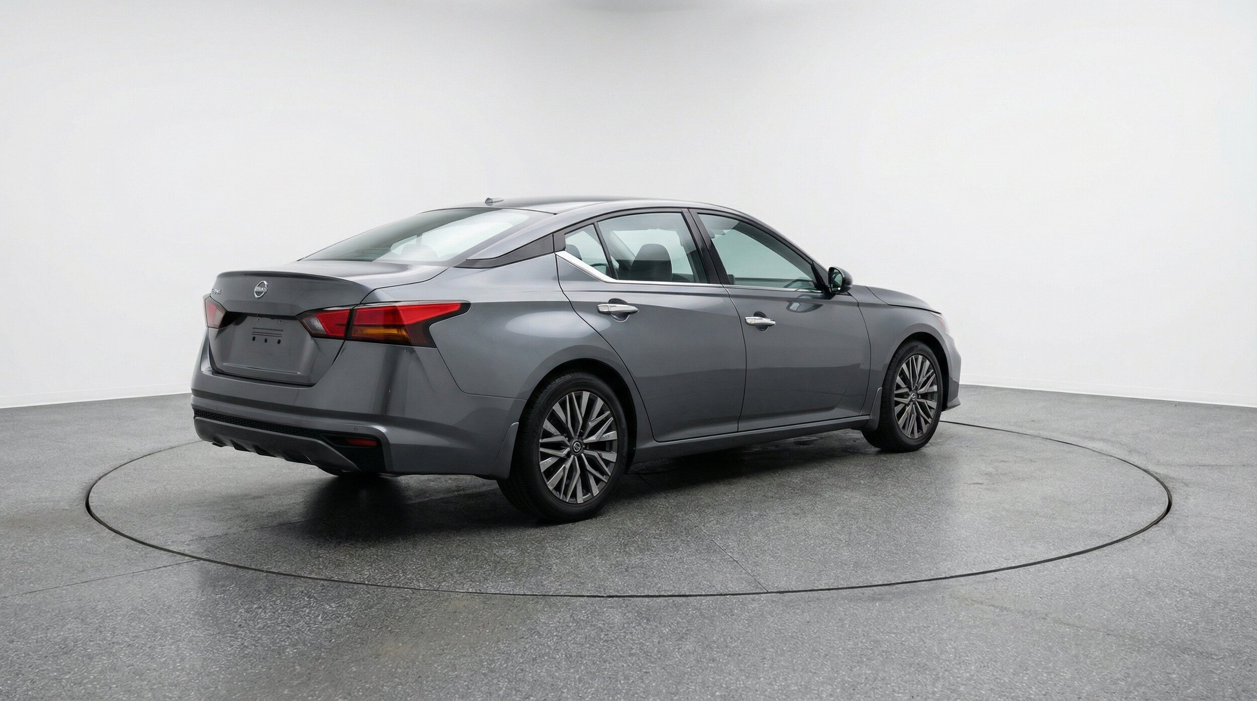 Thumbnail: 2025 Nissan Altima - 9