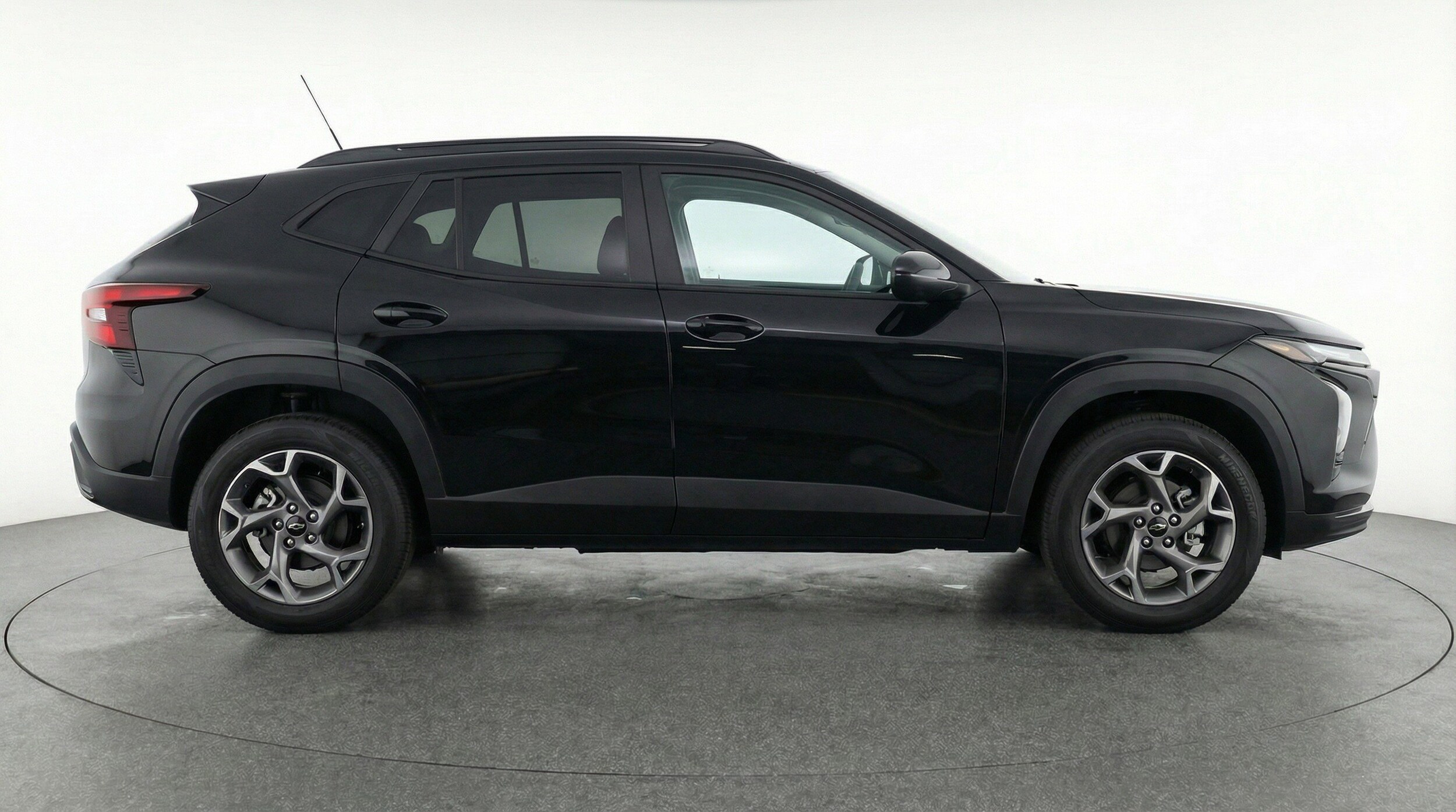 Thumbnail: 2025 Chevrolet Trax - 11