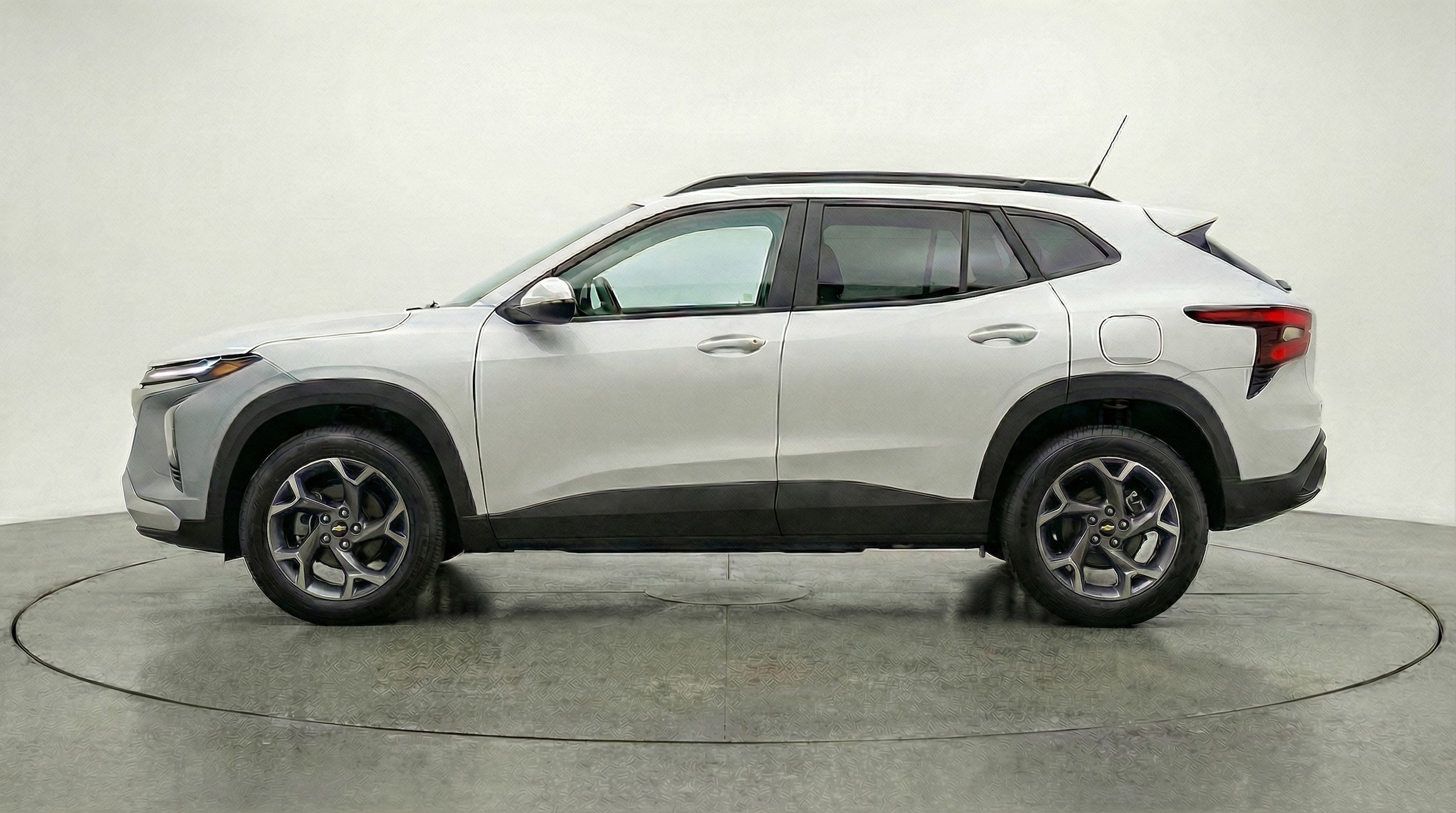 Thumbnail: 2025 Chevrolet Trax - 4