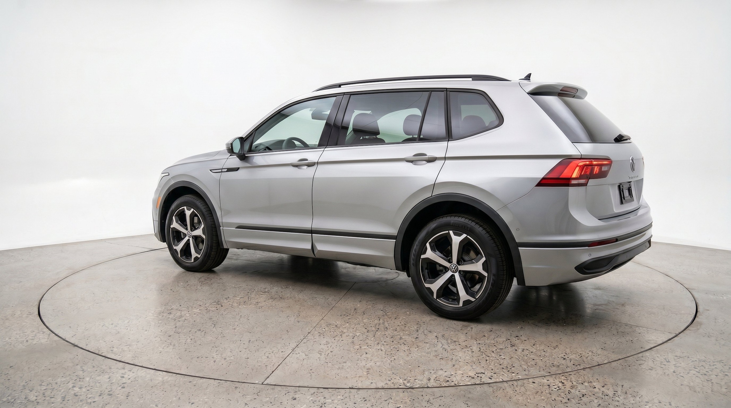 Thumbnail: 2026 Volkswagen Tiguan - 6