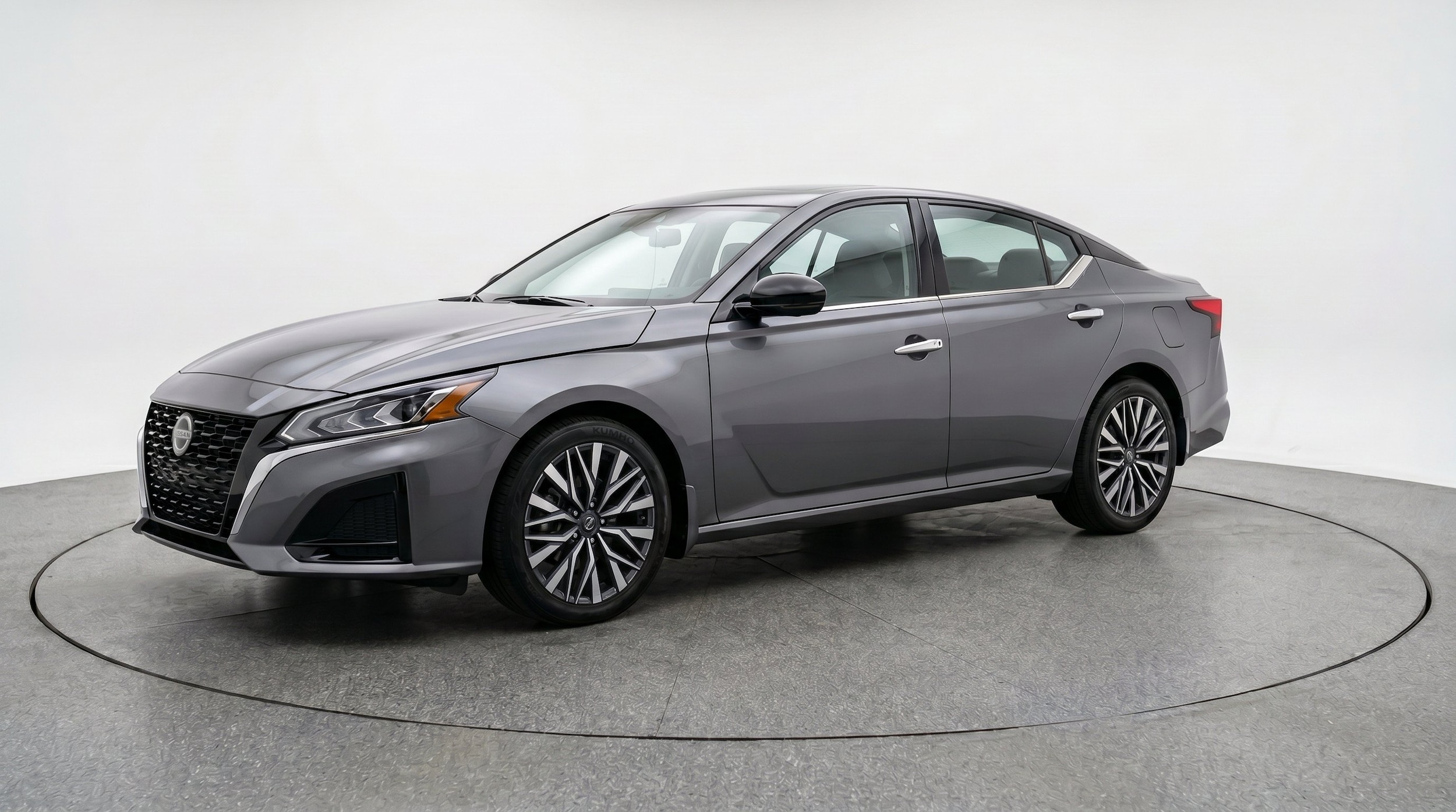 Thumbnail: 2025 Nissan Altima - 3