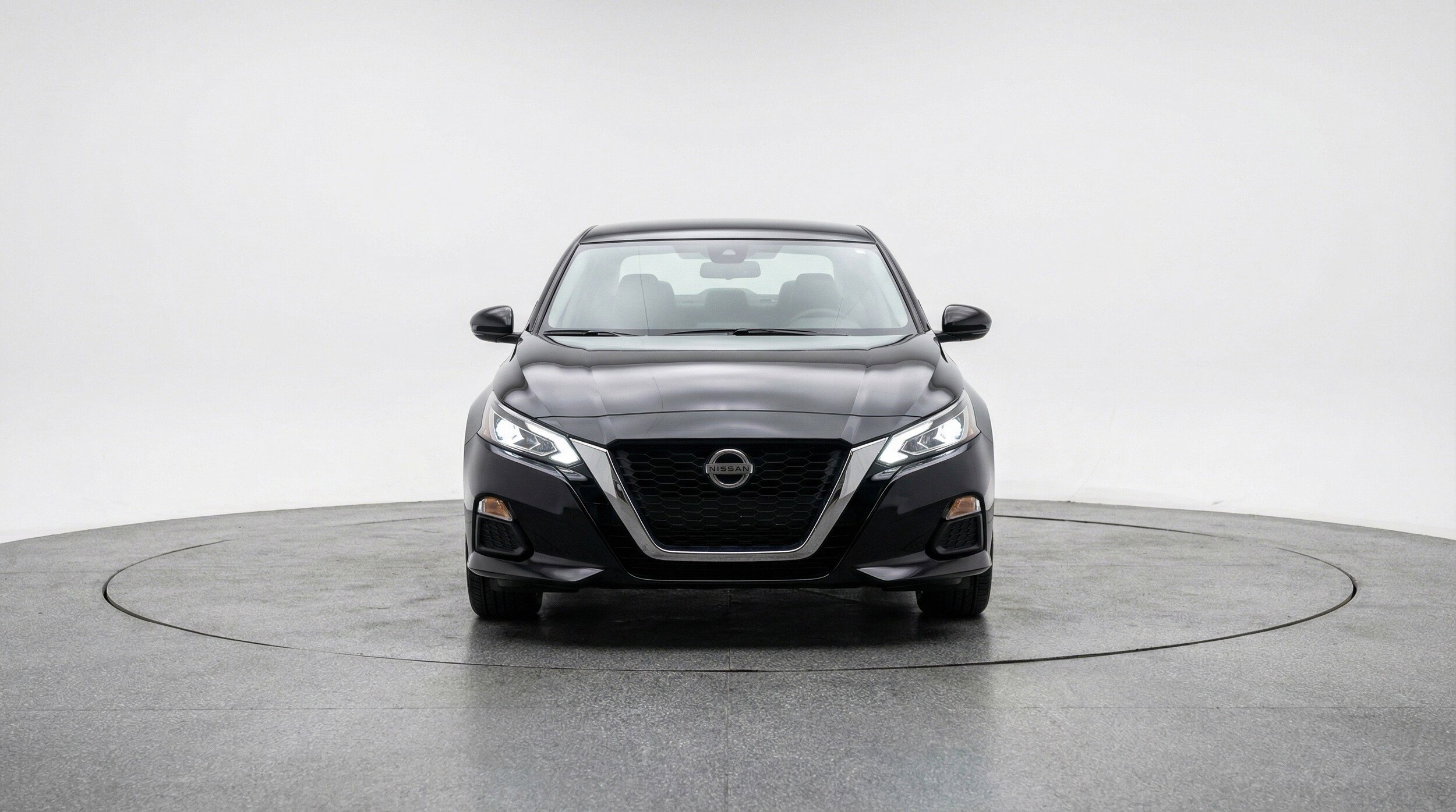 Thumbnail: 2025 Nissan Altima - 2