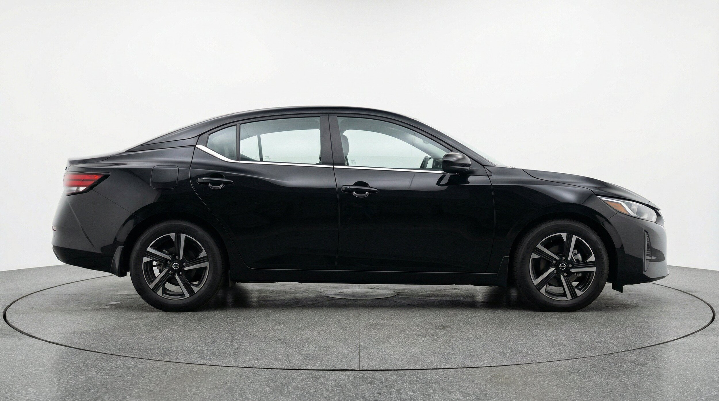 Thumbnail: 2025 Nissan Sentra - 11