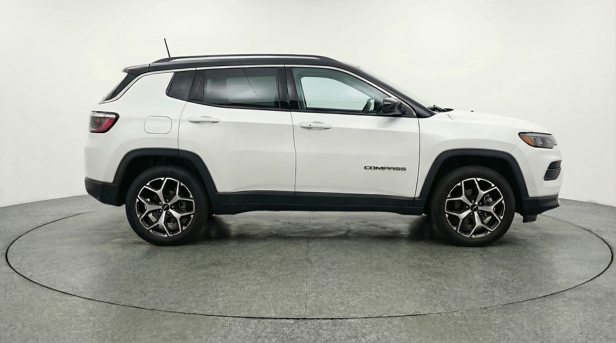 Thumbnail: 2025 Jeep Compass - 8