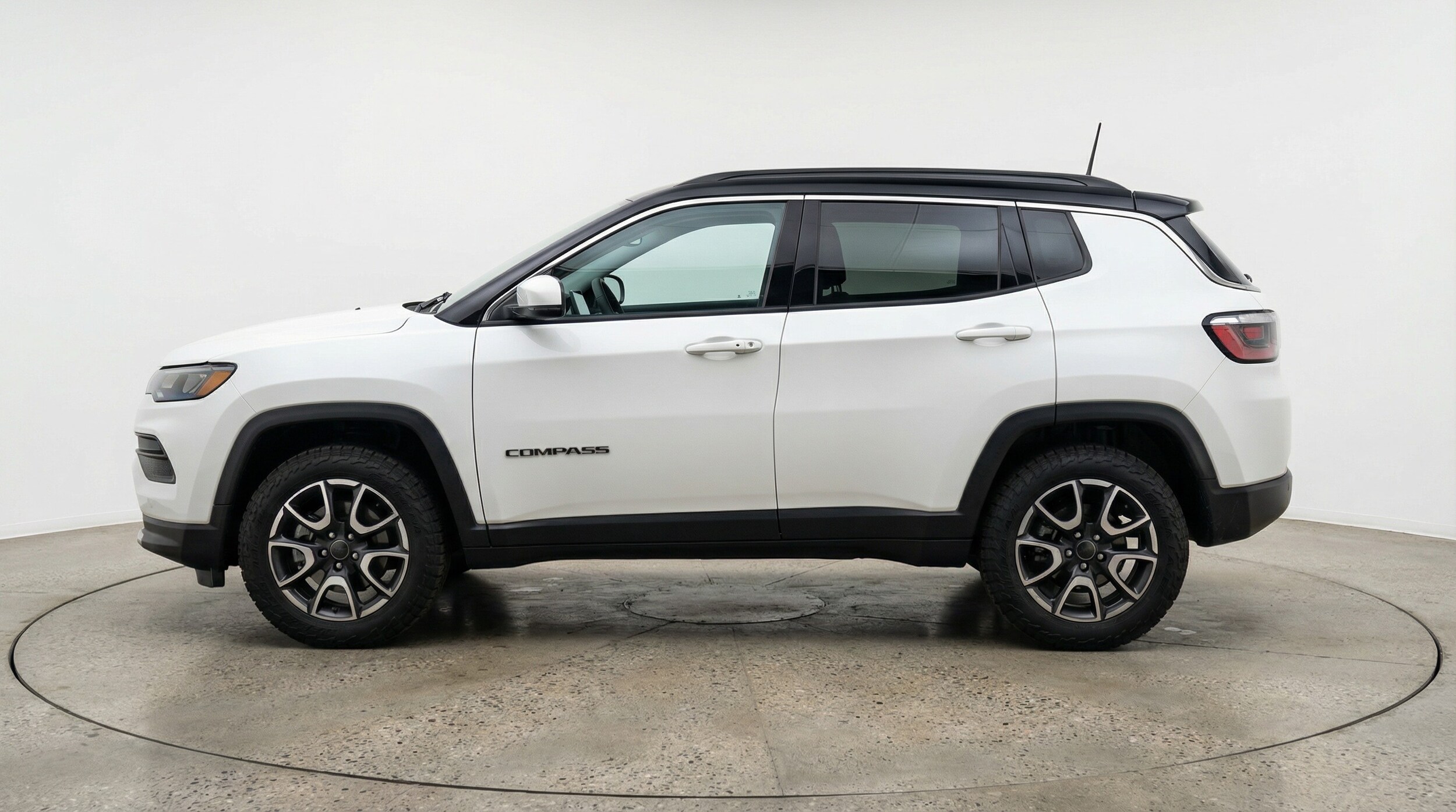 Thumbnail: 2025 Jeep Compass - 4