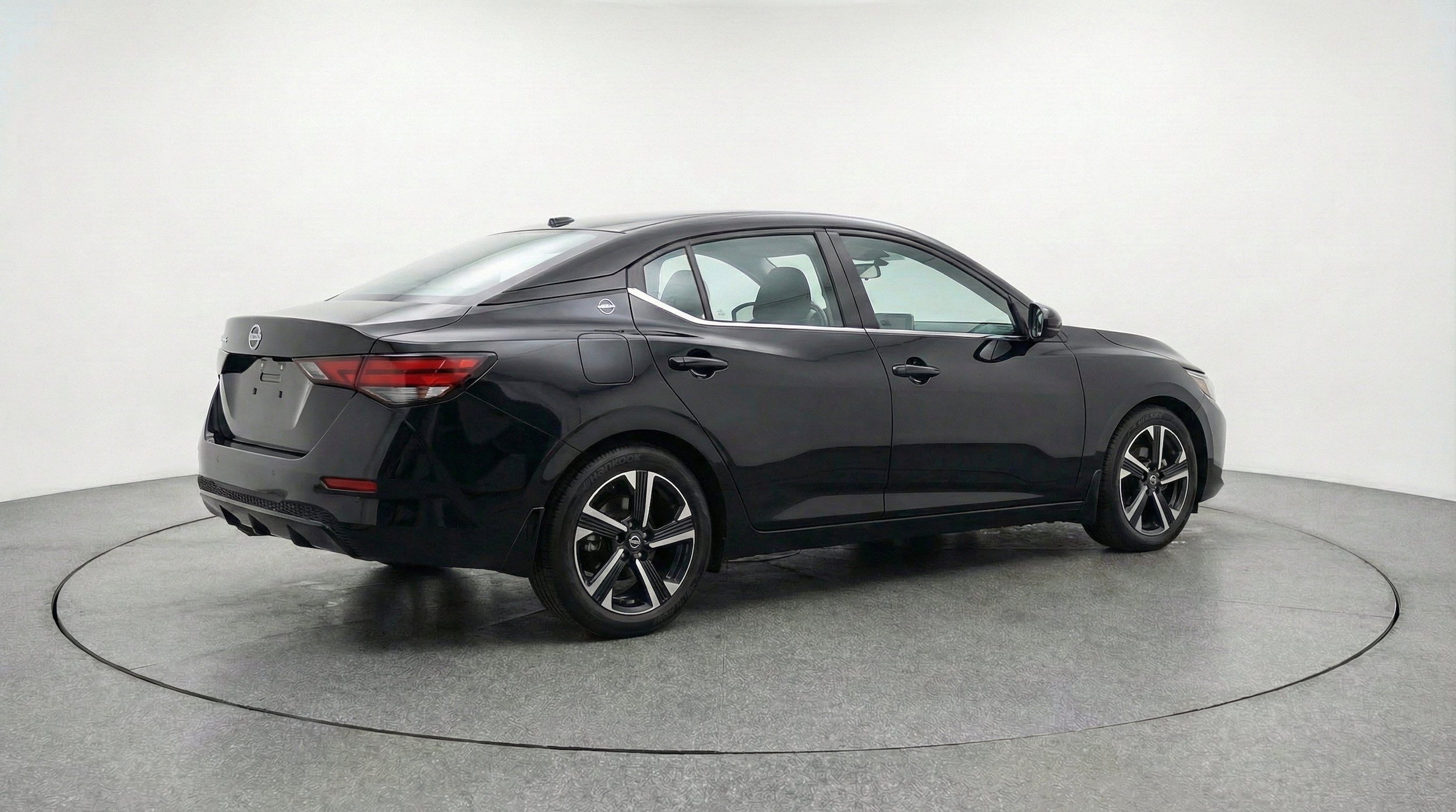 Thumbnail: 2025 Nissan Sentra - 9