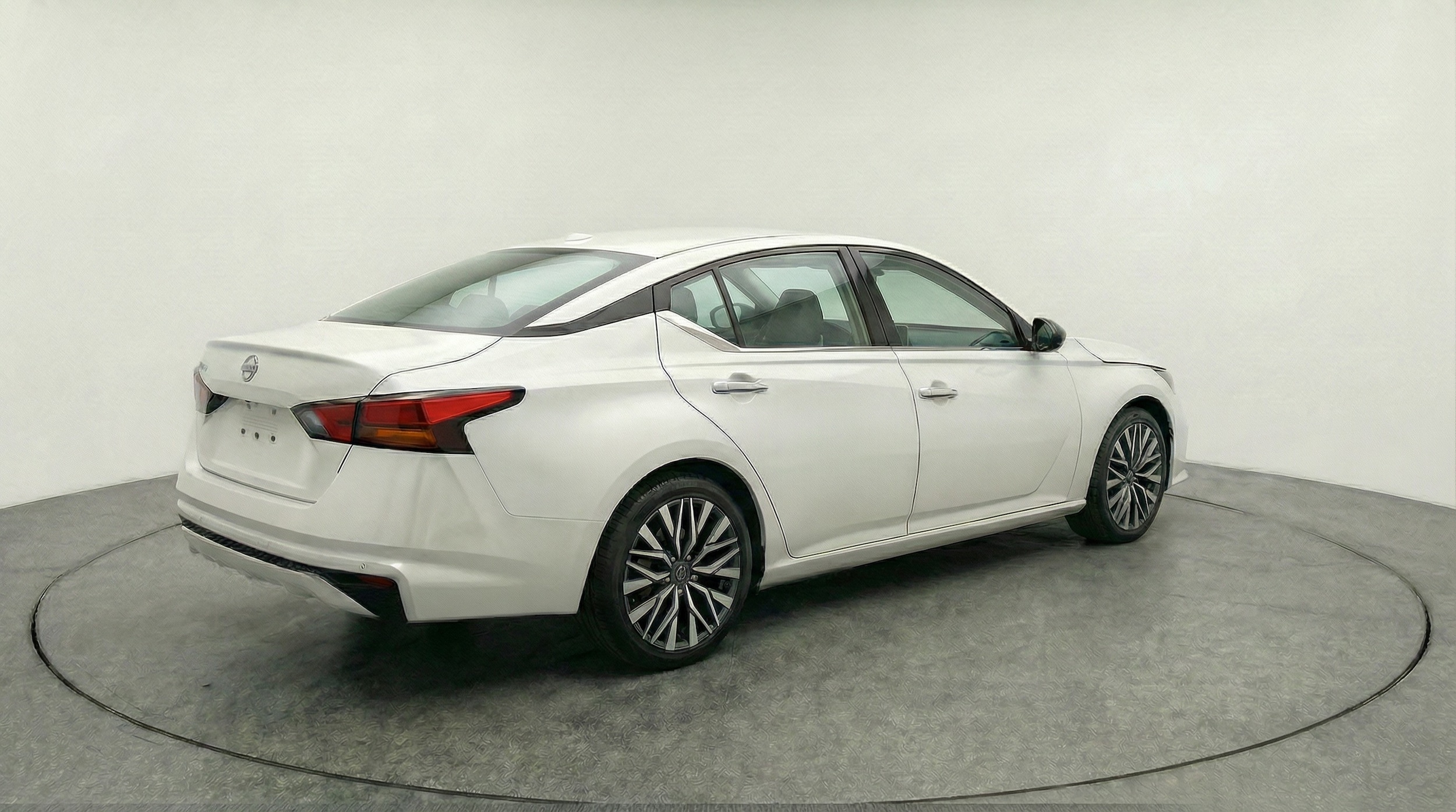 Thumbnail: 2025 Nissan Altima - 7