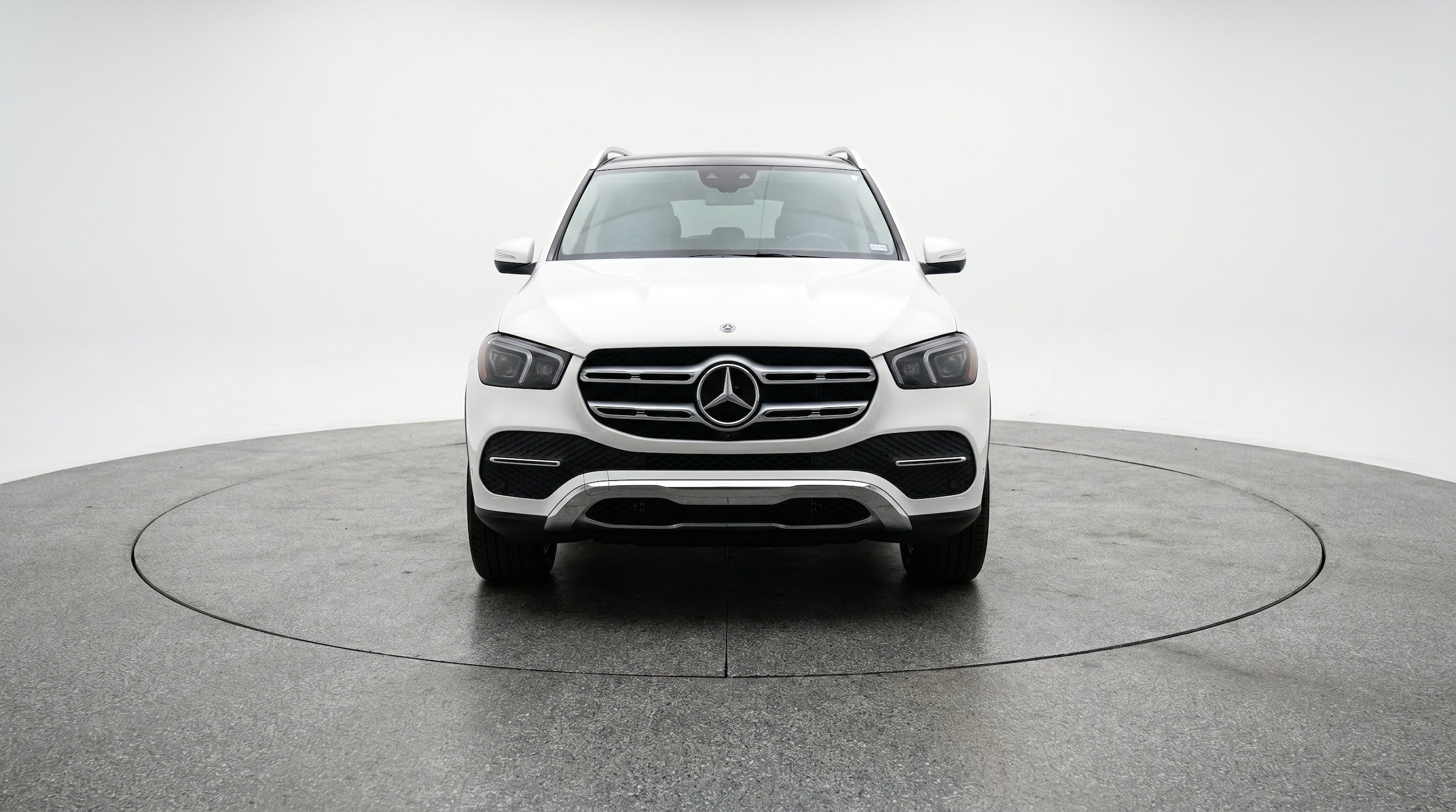 Thumbnail: 2026 Mercedes-Benz GLE - 2