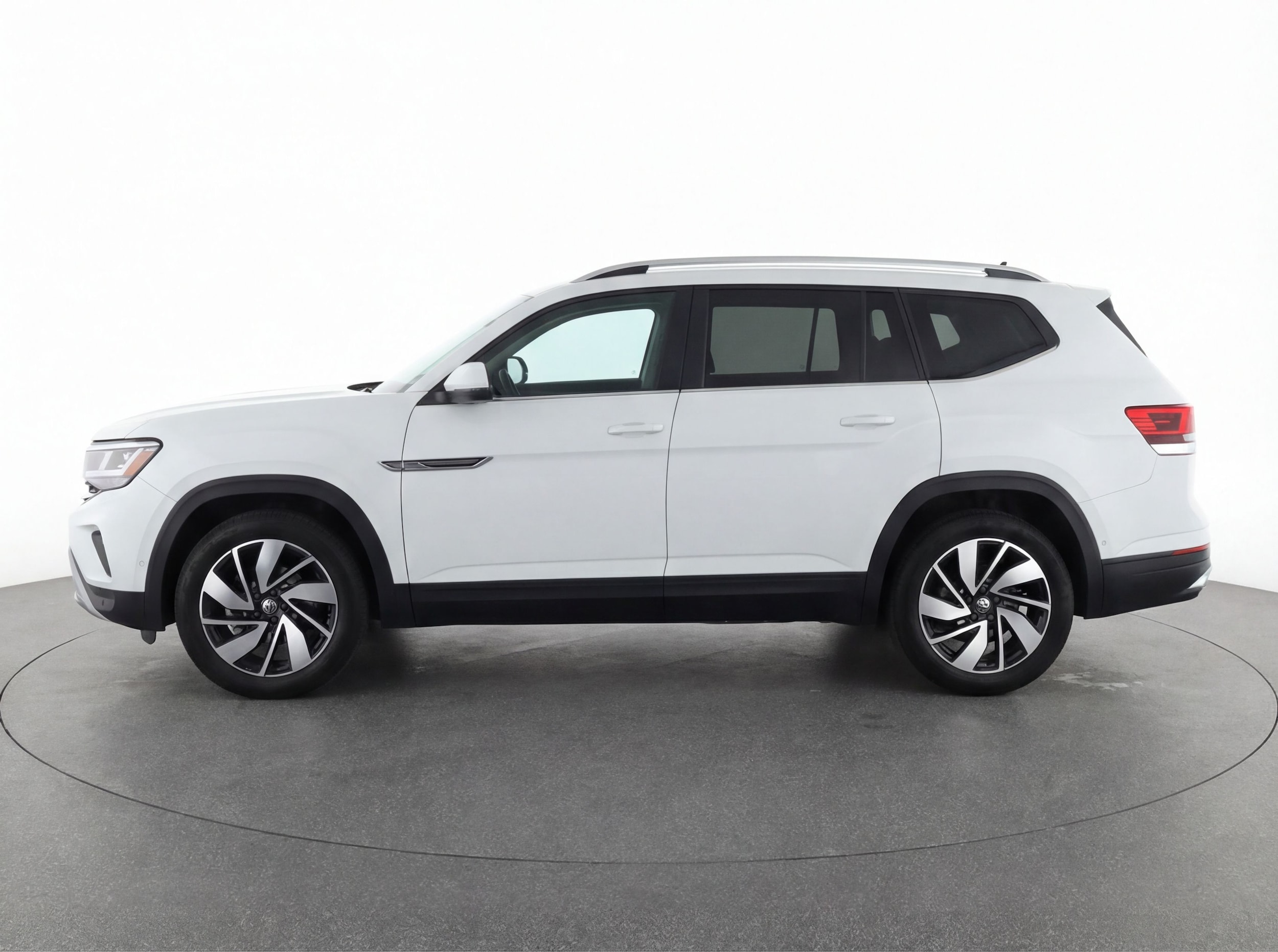 Thumbnail: 2025 Volkswagen Atlas - 4