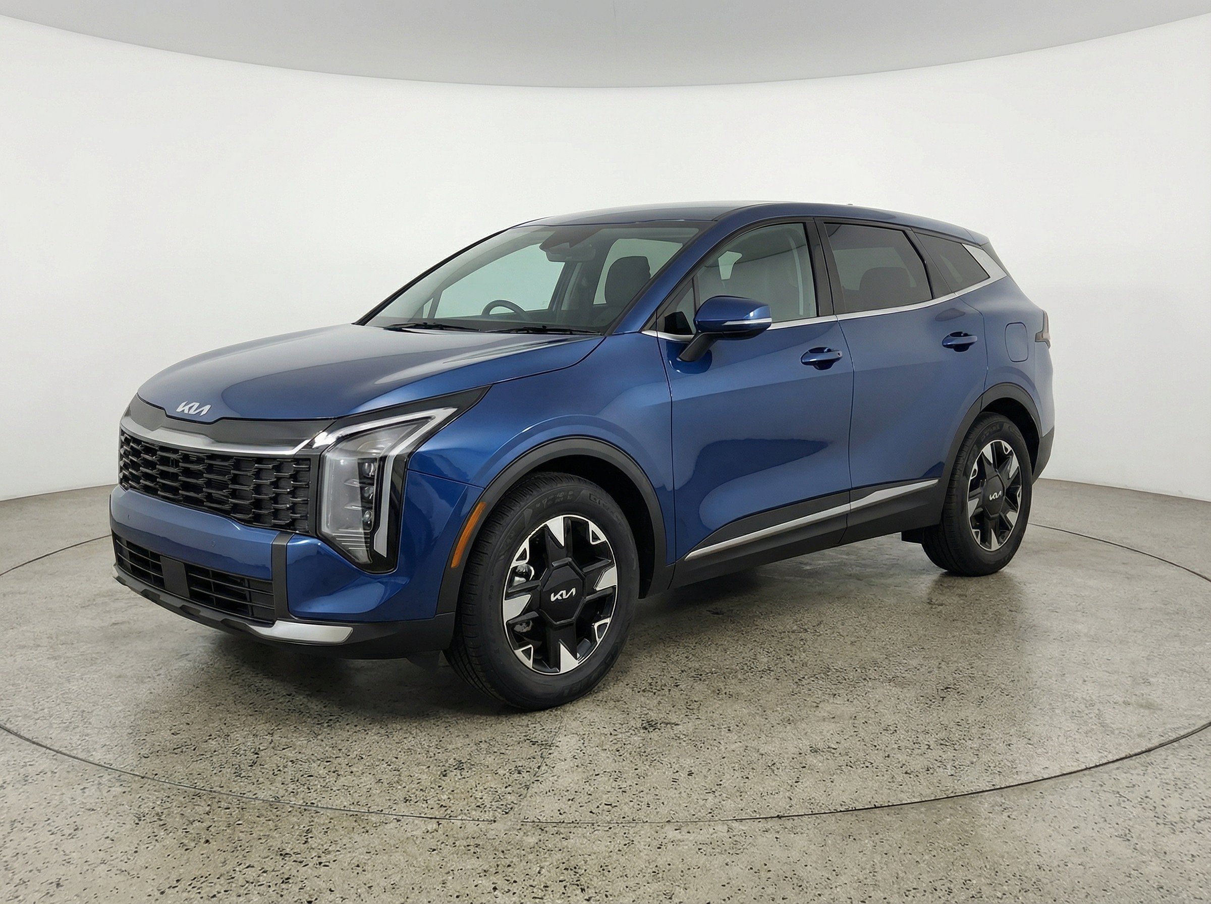 Thumbnail: 2026 Kia Sportage - 3