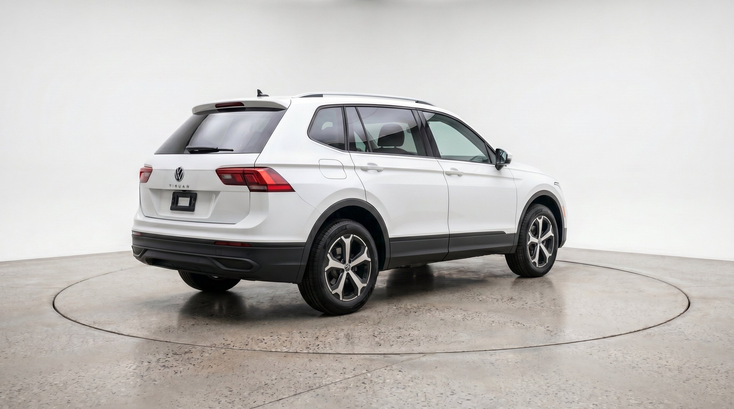 Thumbnail: 2026 Volkswagen Tiguan - 9