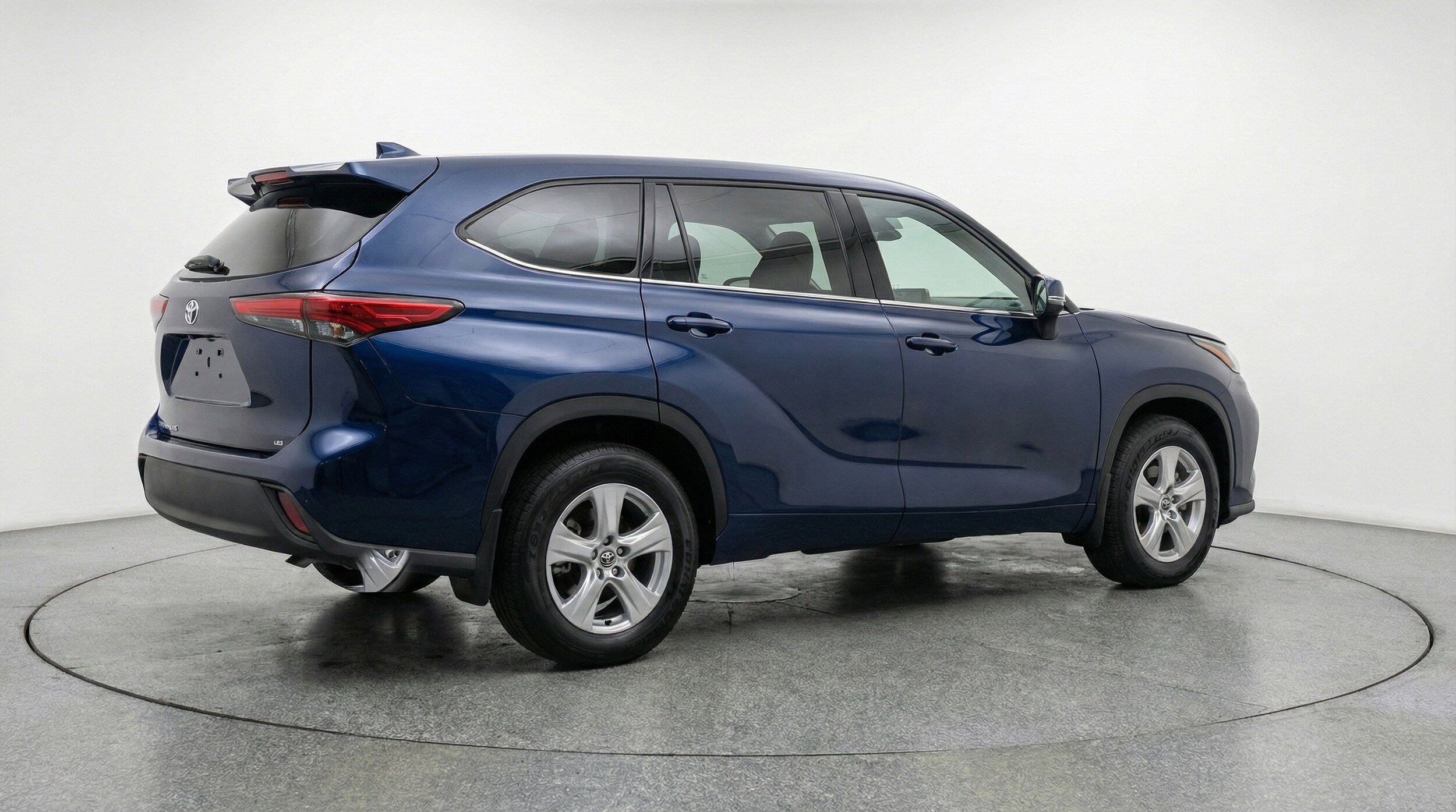 Thumbnail: 2025 Toyota Highlander - 9