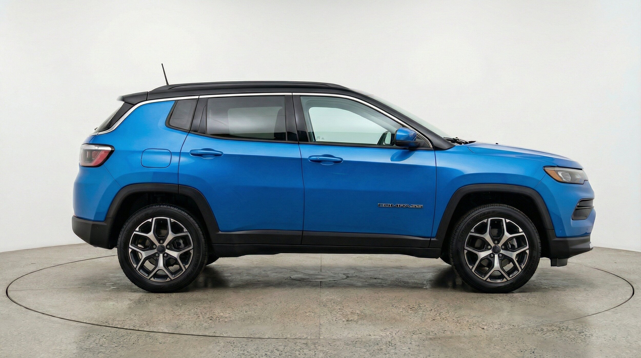 Thumbnail: 2025 Jeep Compass - 10