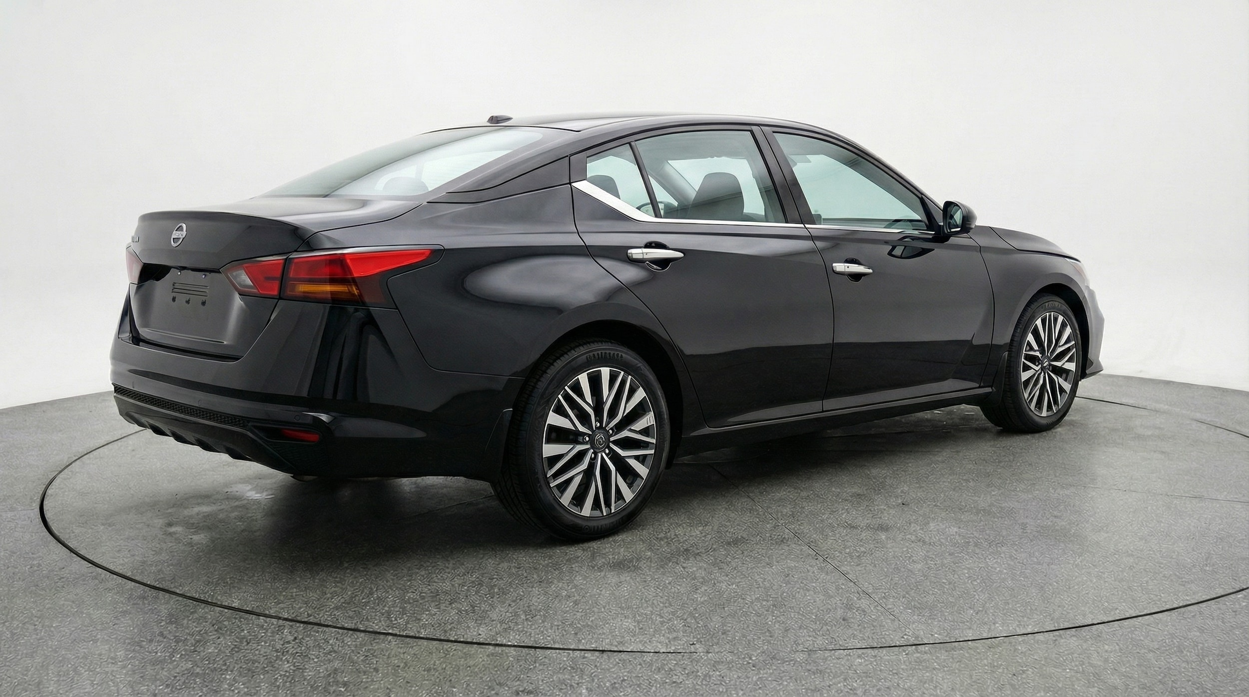 Thumbnail: 2025 Nissan Altima - 7