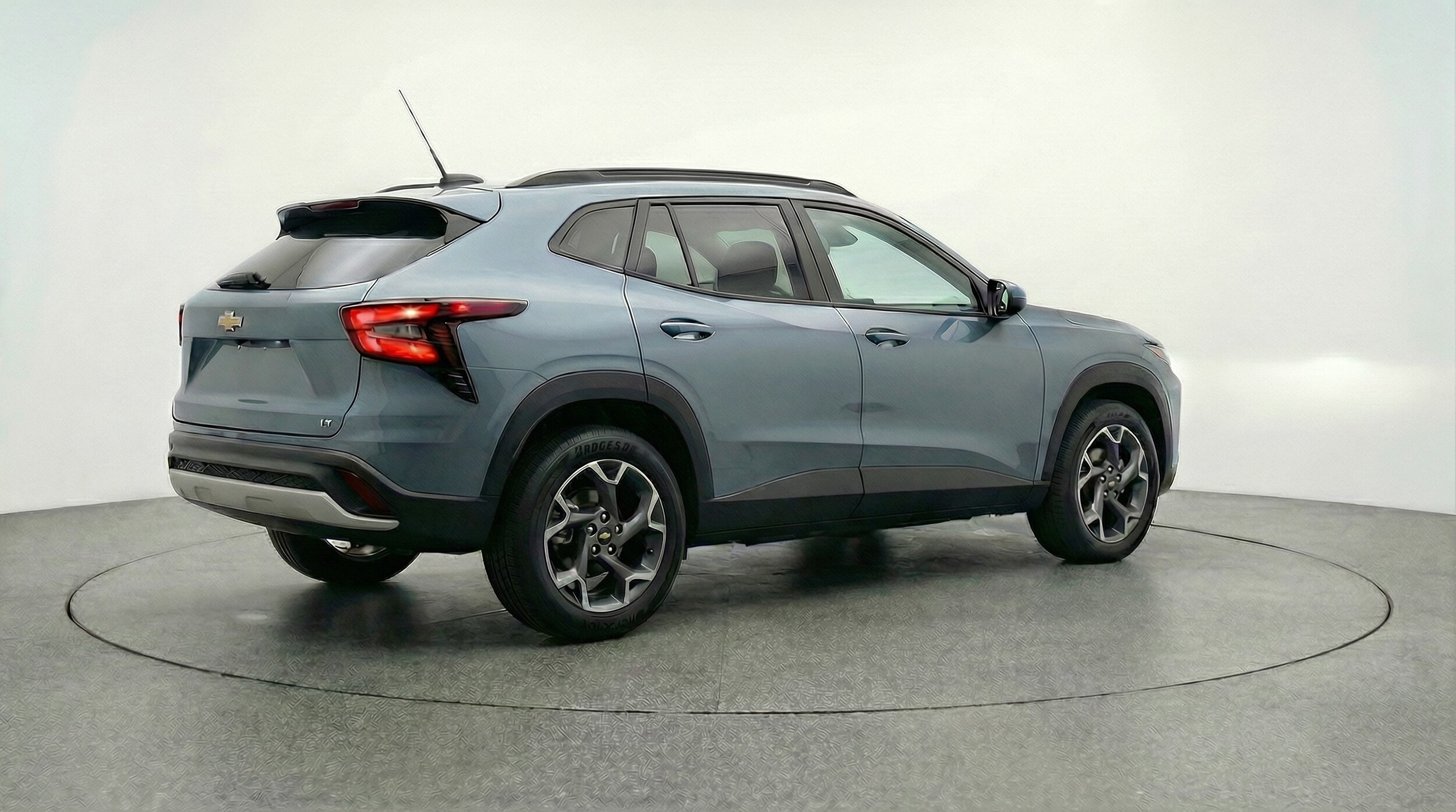 Thumbnail: 2025 Chevrolet Trax - 7