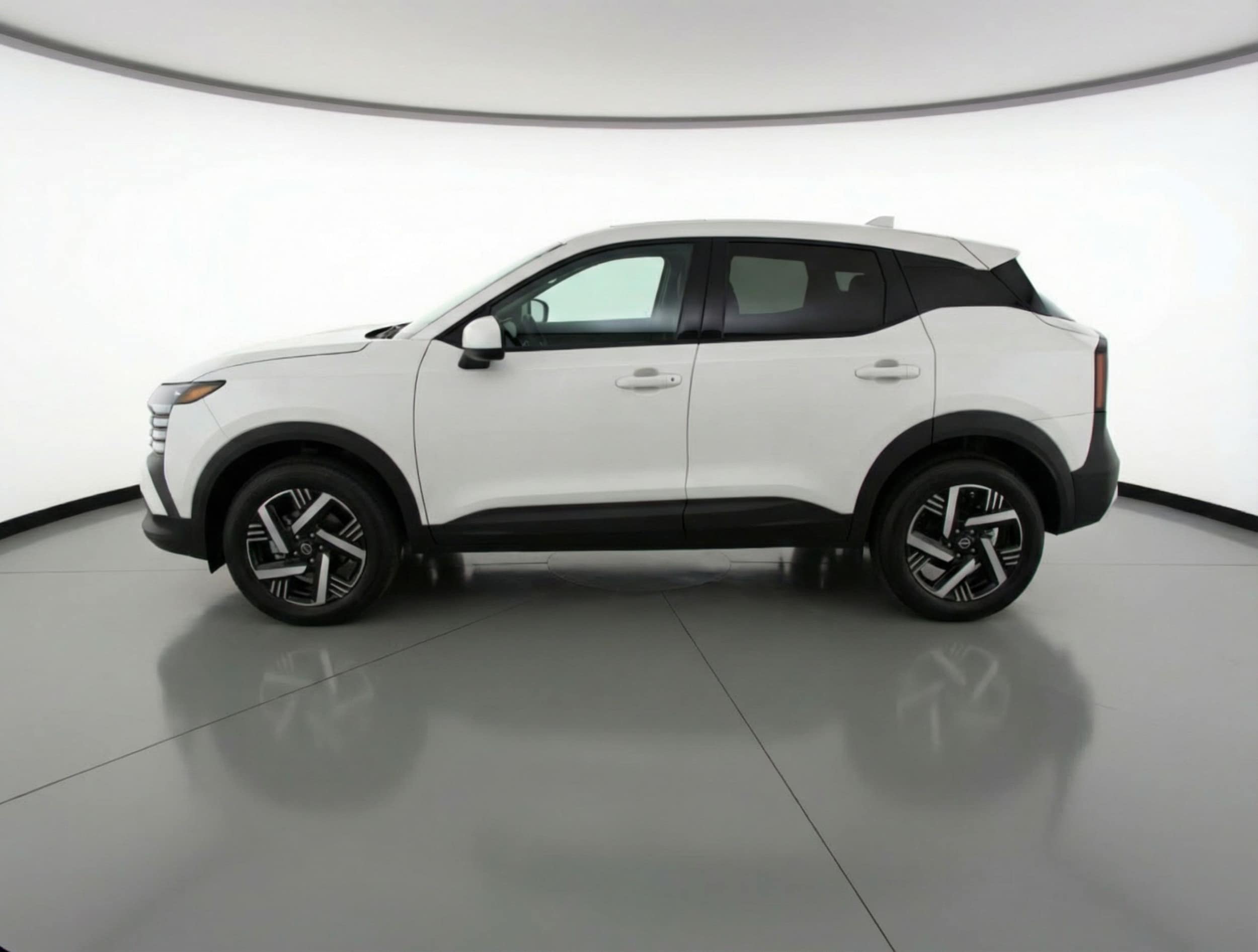 Thumbnail: 2025 Nissan Kicks - 4