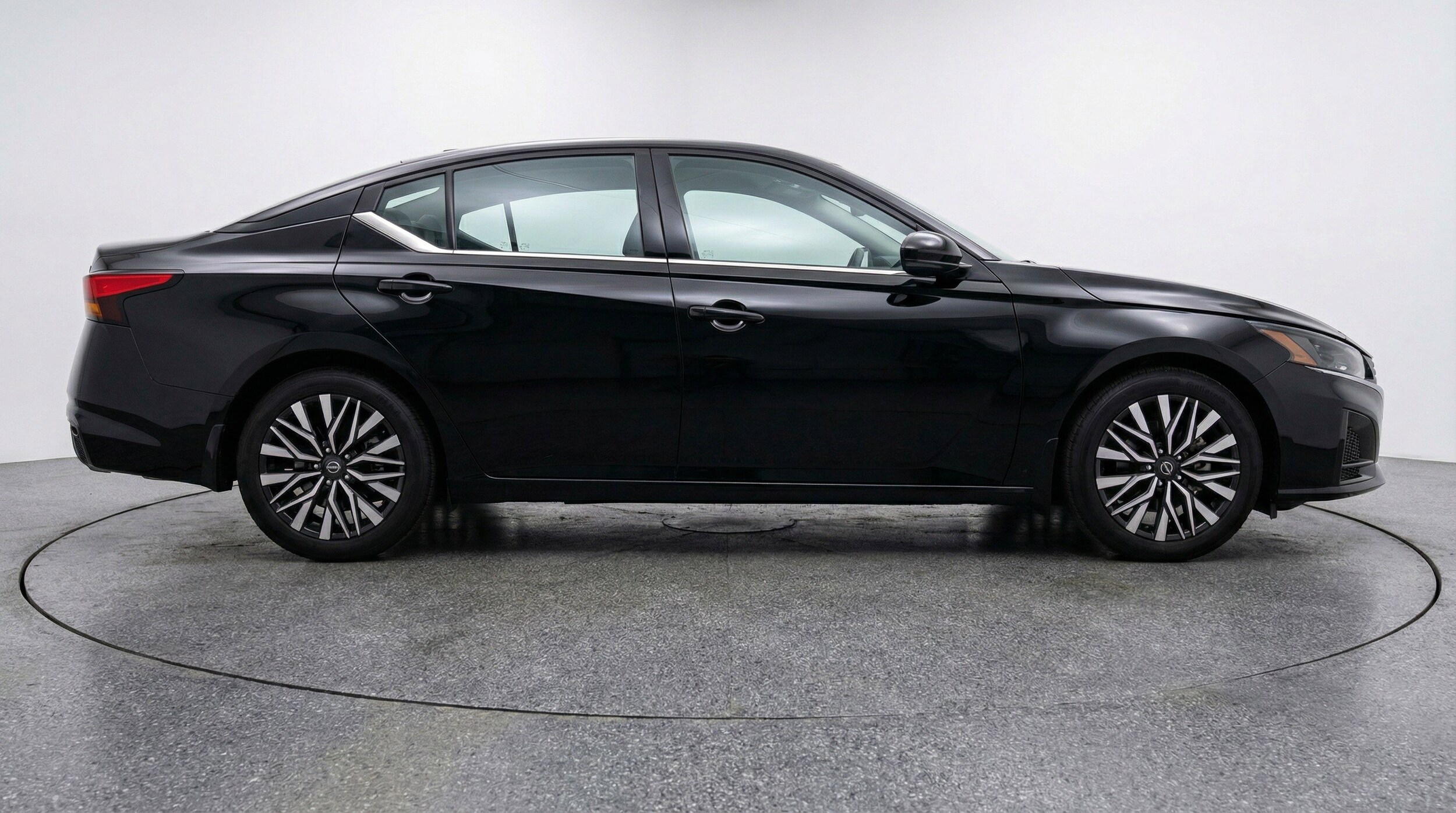 Thumbnail: 2025 Nissan Altima - 11