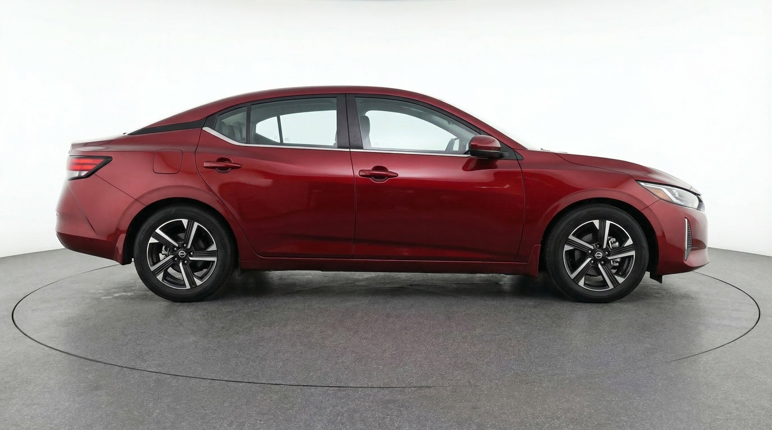 Thumbnail: 2025 Nissan Sentra - 11