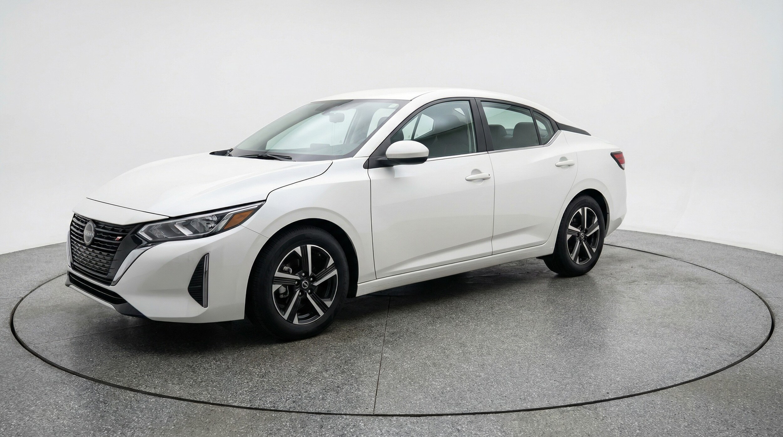 Thumbnail: 2025 Nissan Sentra - 3