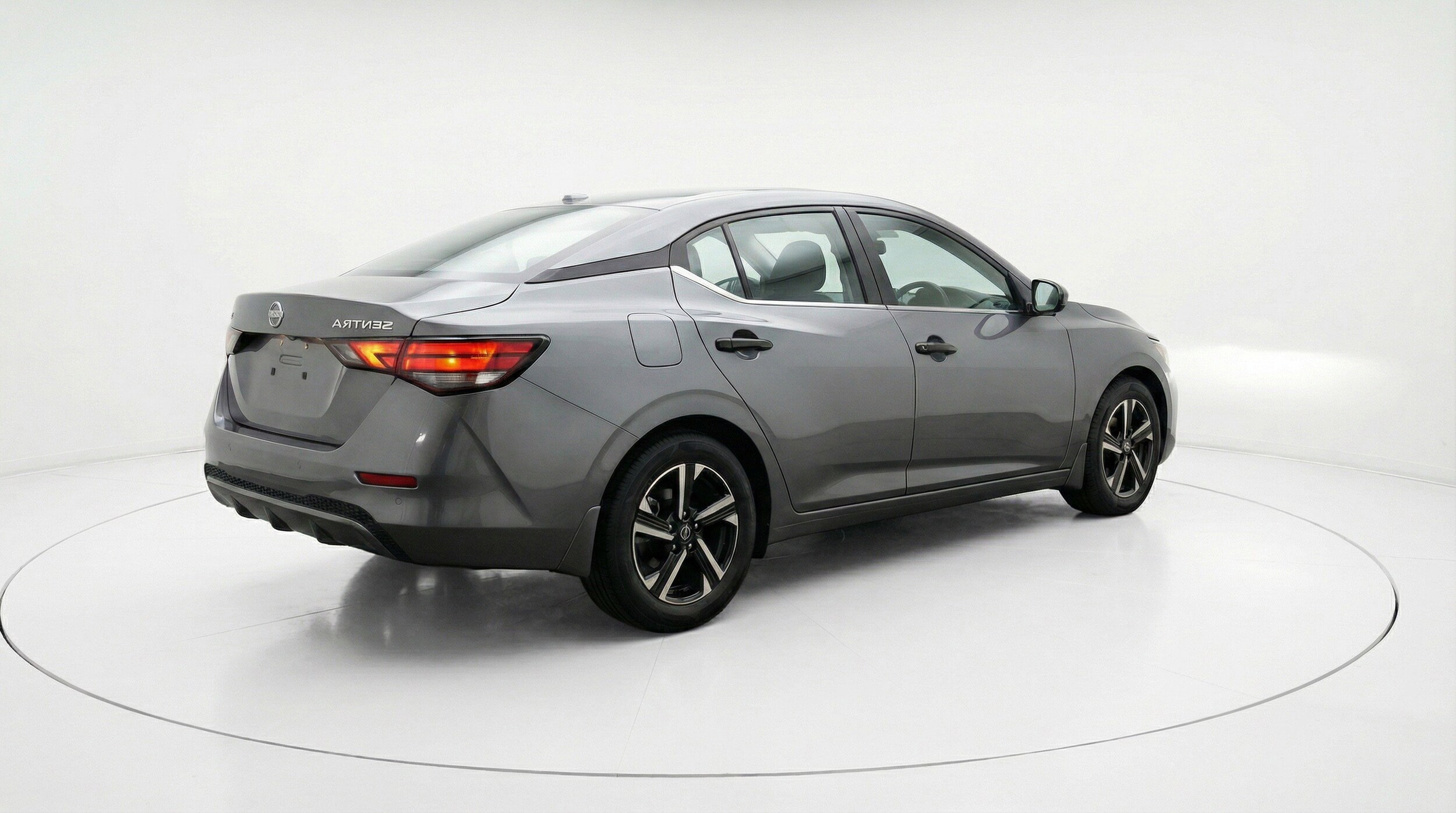 Thumbnail: 2025 Nissan Sentra - 9