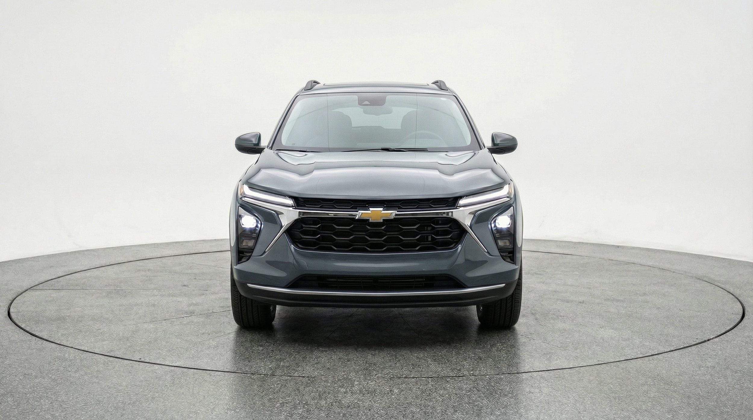 Thumbnail: 2025 Chevrolet Trax - 2