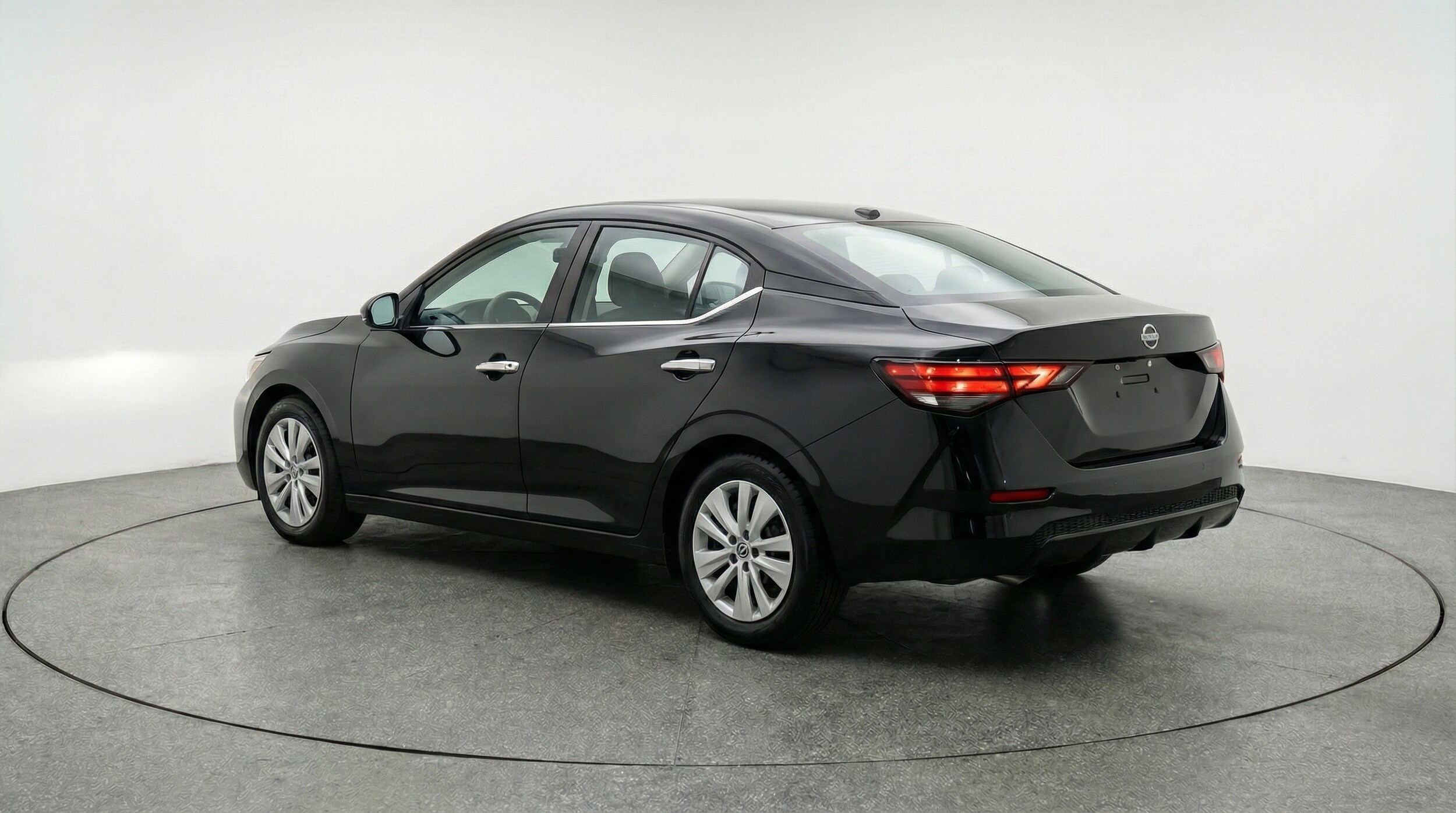 Thumbnail: 2025 Nissan Sentra - 5