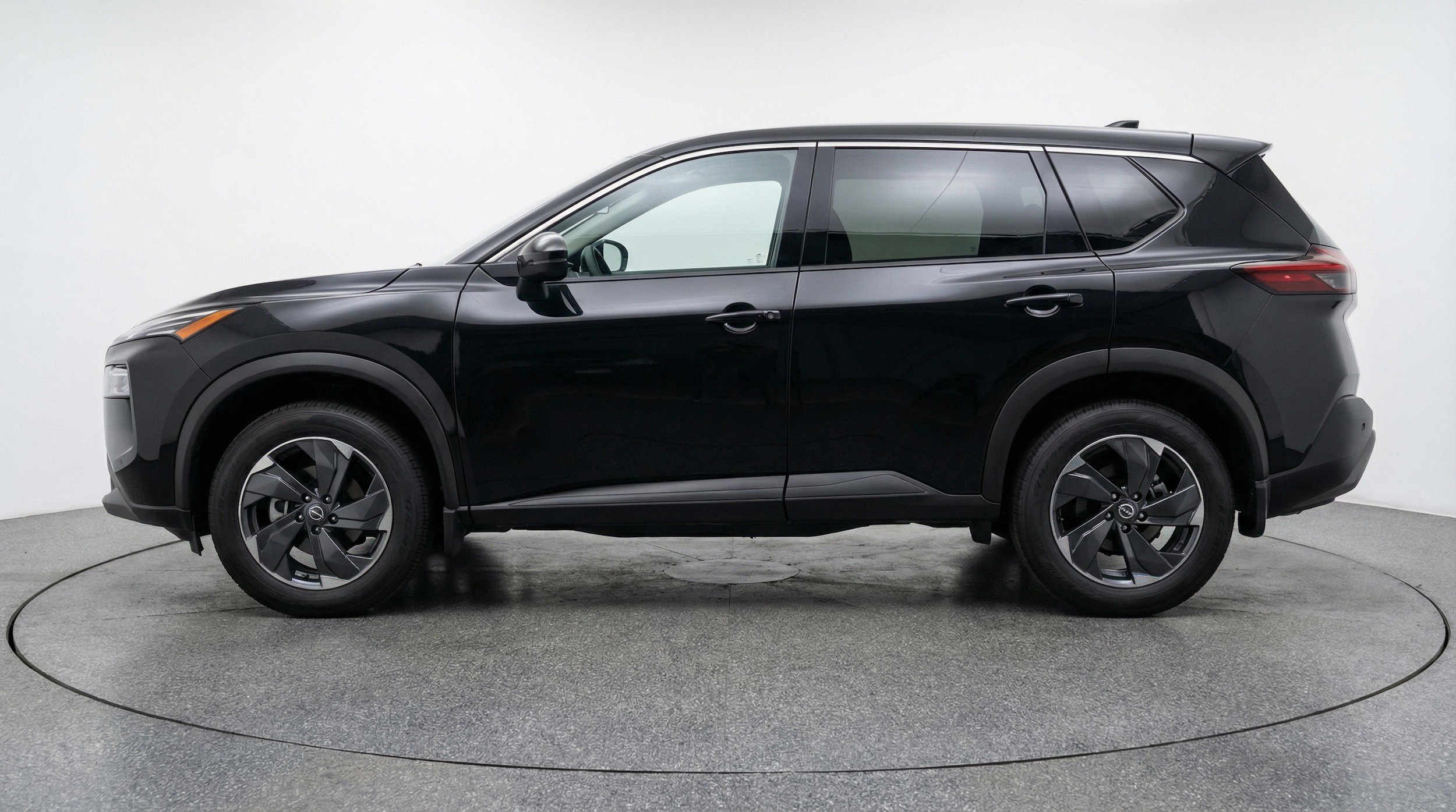 Thumbnail: 2025 Nissan Rogue - 5