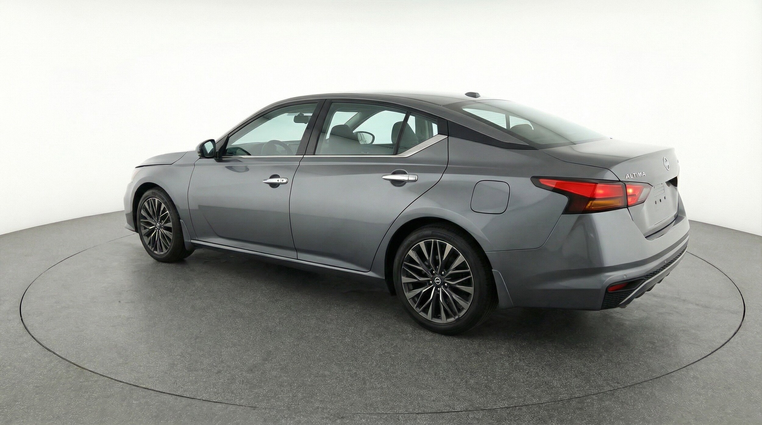 Thumbnail: 2025 Nissan Altima - 6