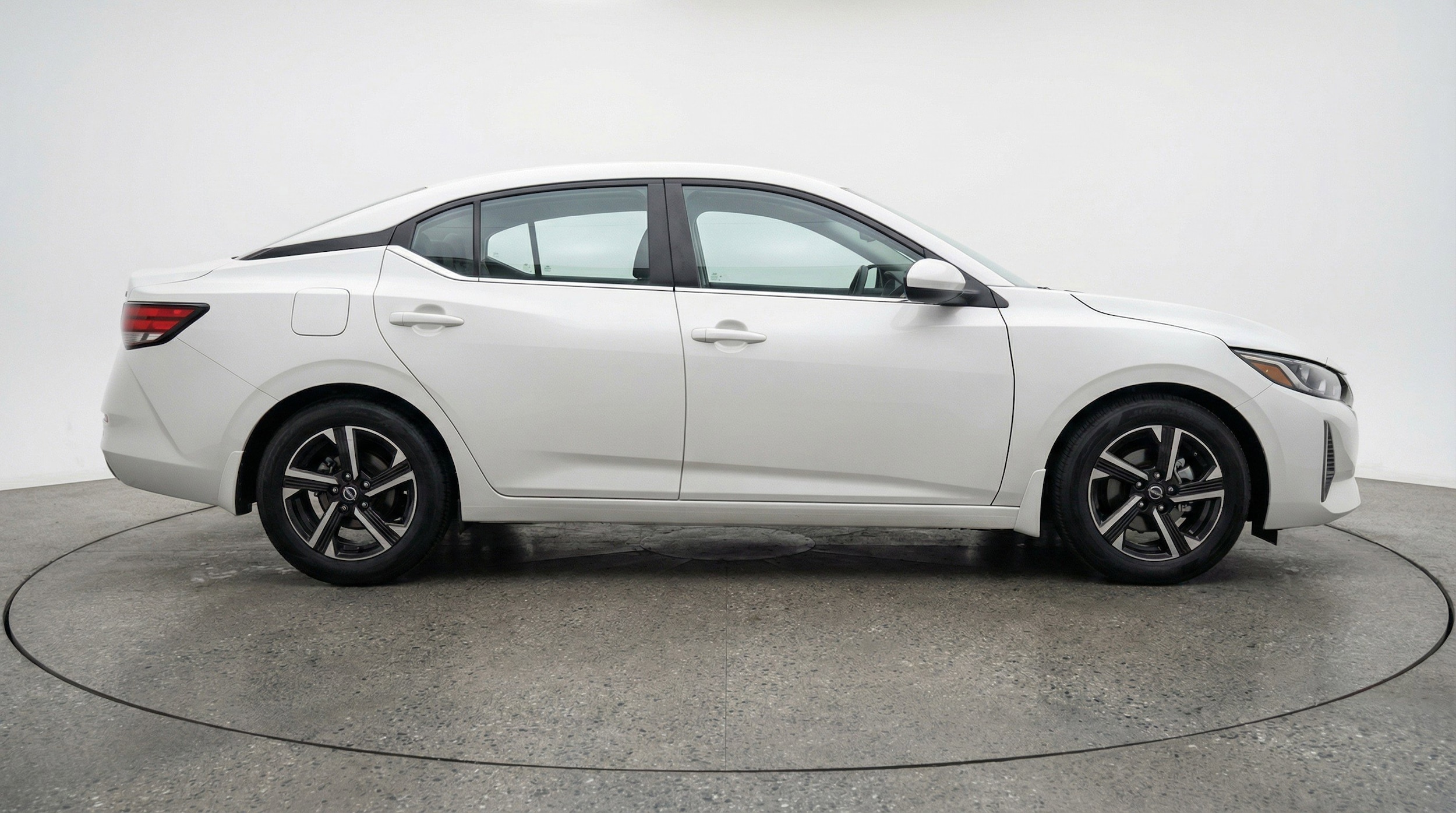 Thumbnail: 2025 Nissan Sentra - 11