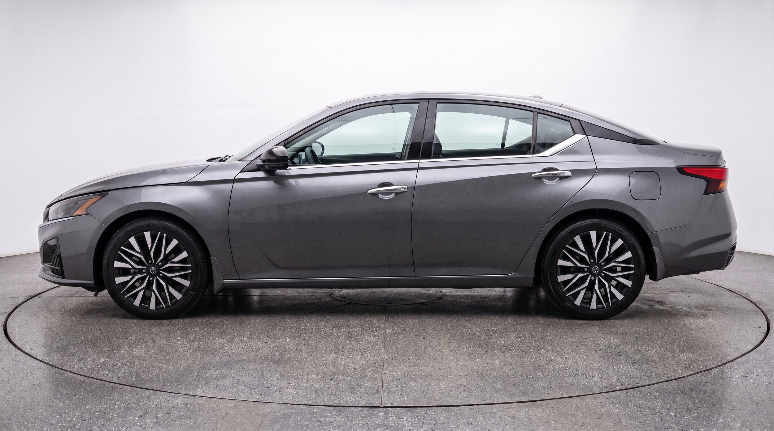 Thumbnail: 2025 Nissan Altima - 5