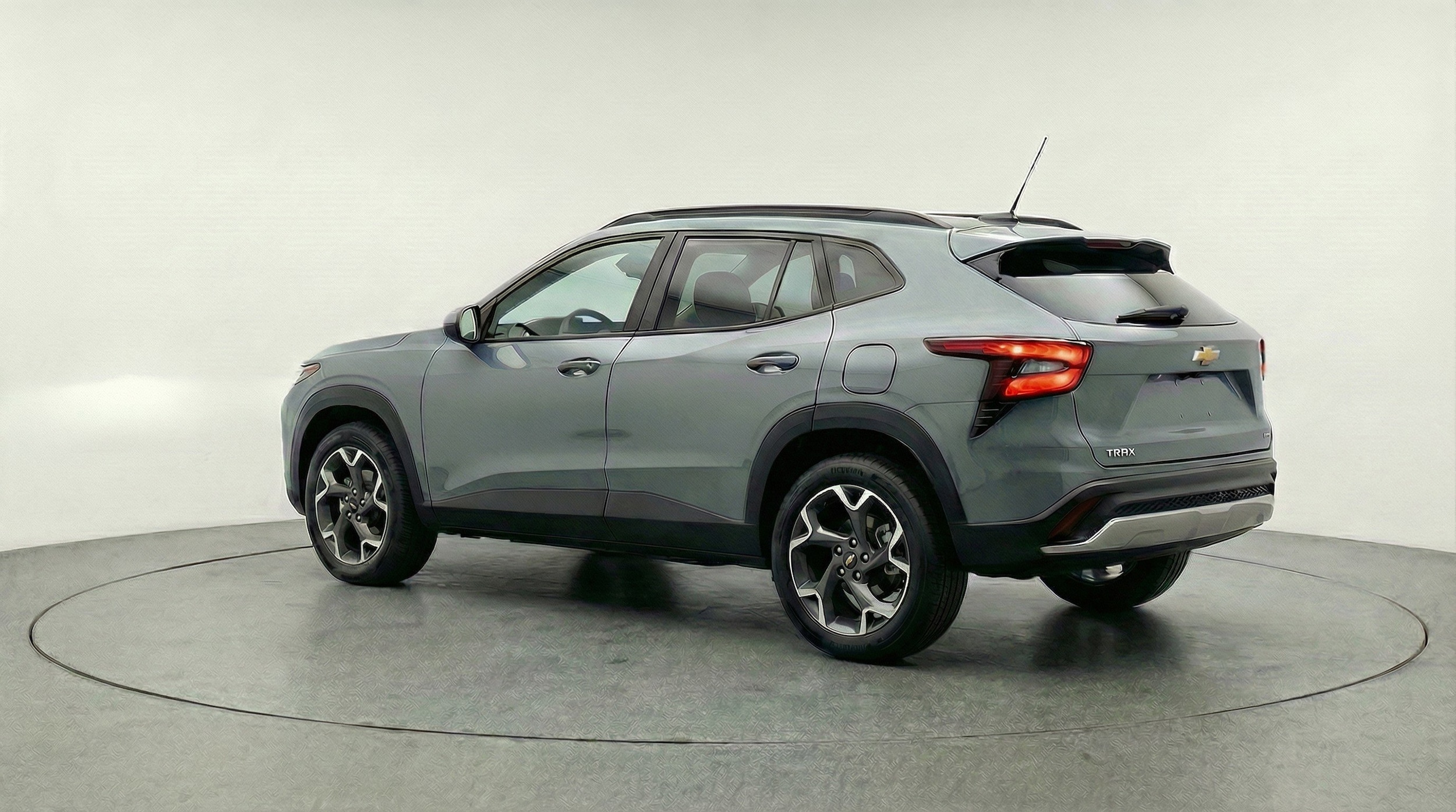 Thumbnail: 2025 Chevrolet Trax - 6