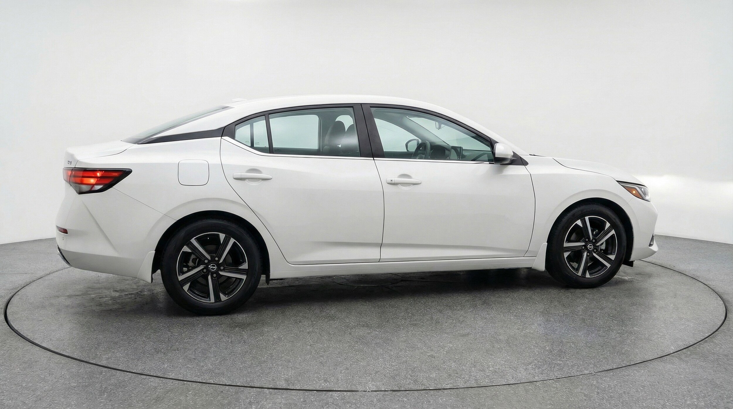 Thumbnail: 2025 Nissan Sentra - 9